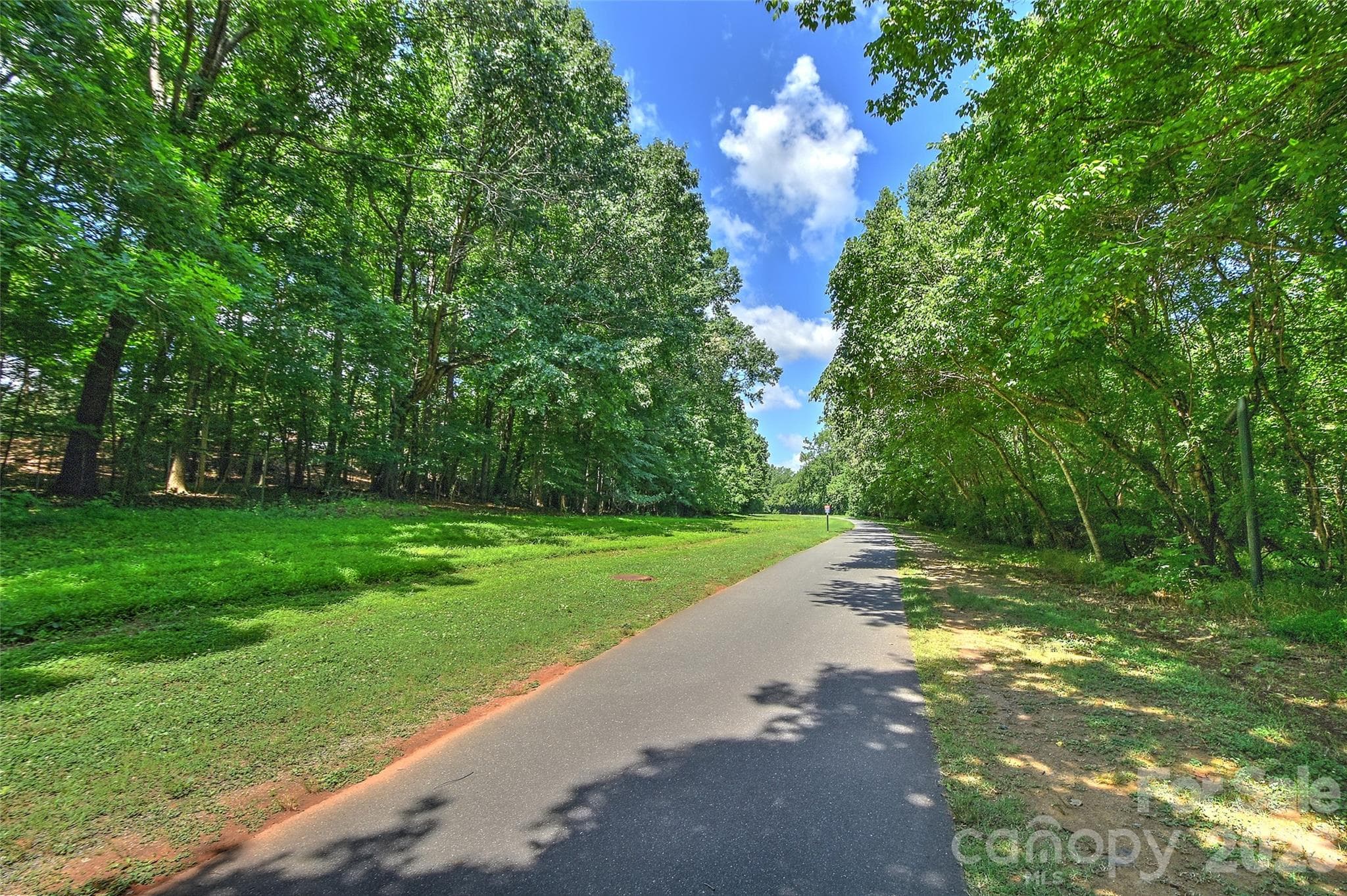 Townhouse at 807 Sardis Cove Drive, Charlotte, photo 30 of 35