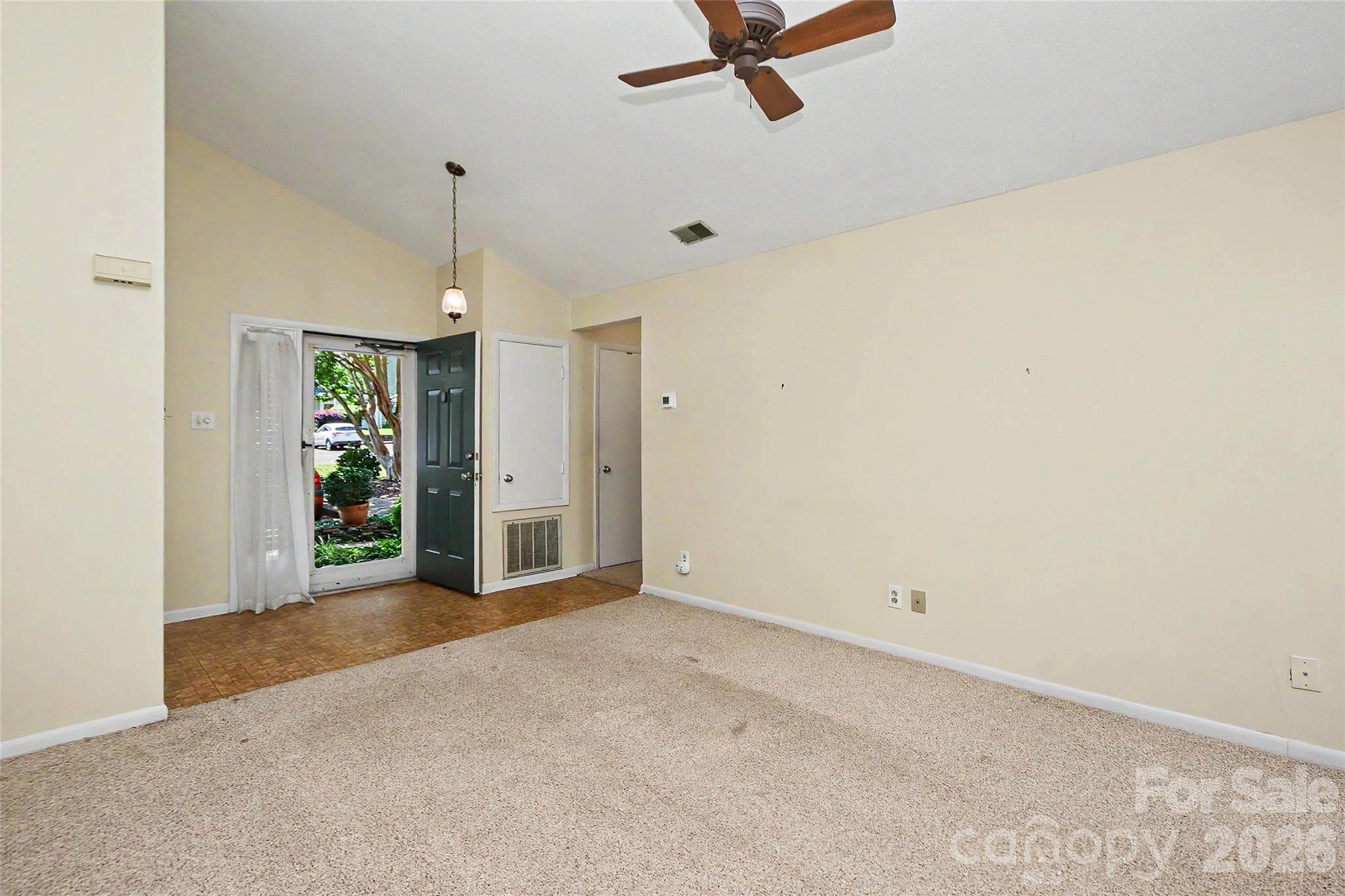 Townhouse at 807 Sardis Cove Drive, Charlotte, photo 34 of 35