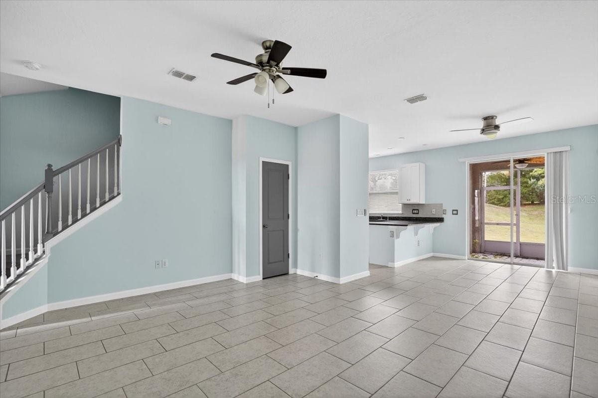 Townhouse at 5057 SKYVIEW LN, BRADENTON, photo 6 of 45