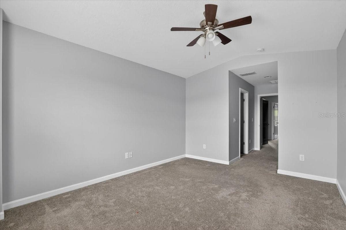 Townhouse at 5057 SKYVIEW LN, BRADENTON, photo 21 of 45