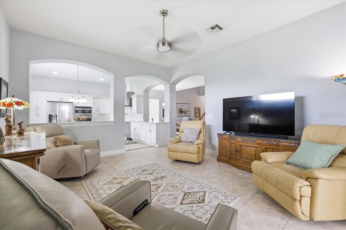 Single Family Residence at 5011 CORTO DR, ORLANDO, photo 12 of 26
