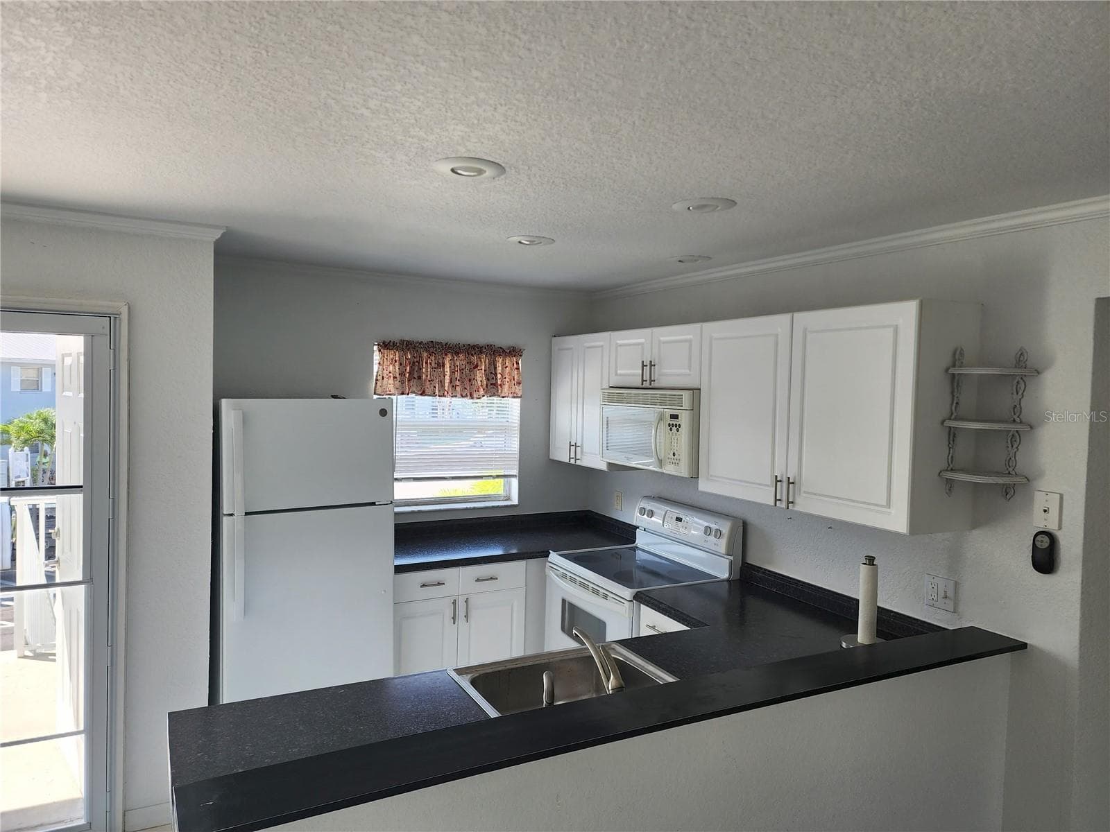 Condominium at 25050 SANDHILL BLVD #B1, PUNTA GORDA, photo 5 of 21
