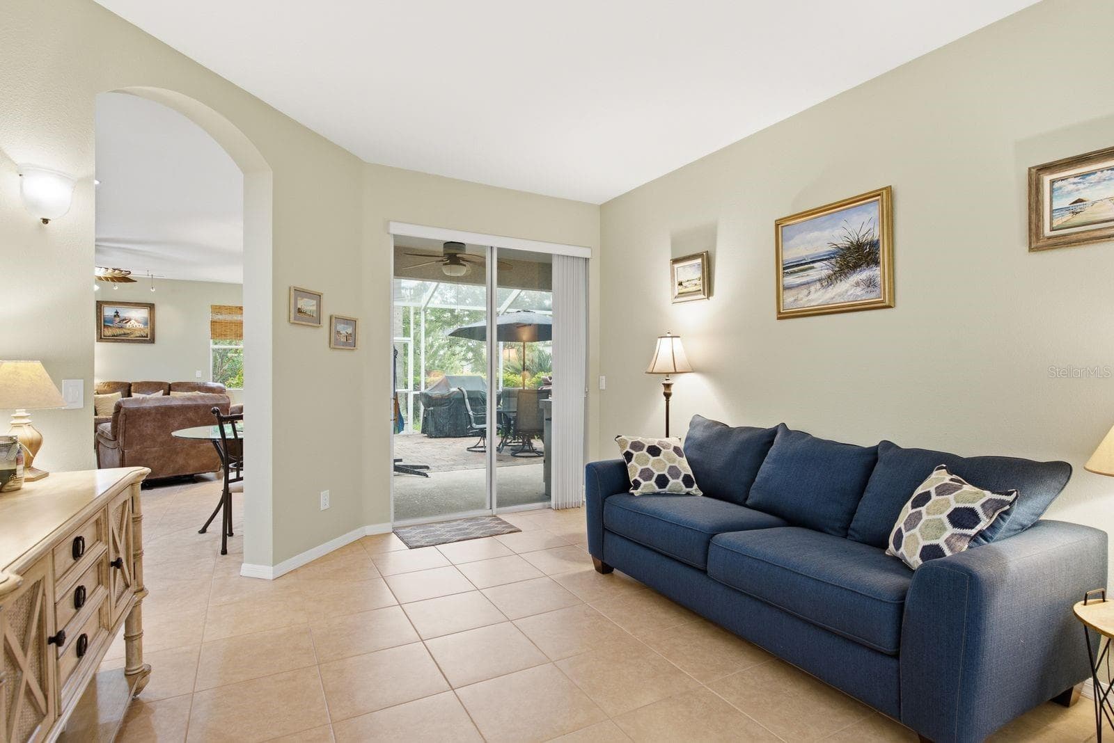 Living - 4882 W BREEZE CIR, PALM HARBOR