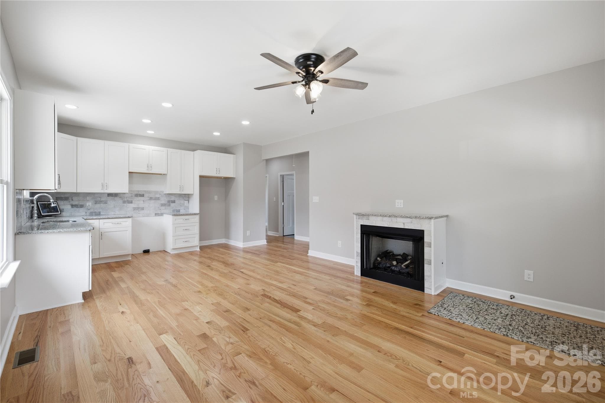 kitchen and living area - 404 Williamson Street, Fort Mill