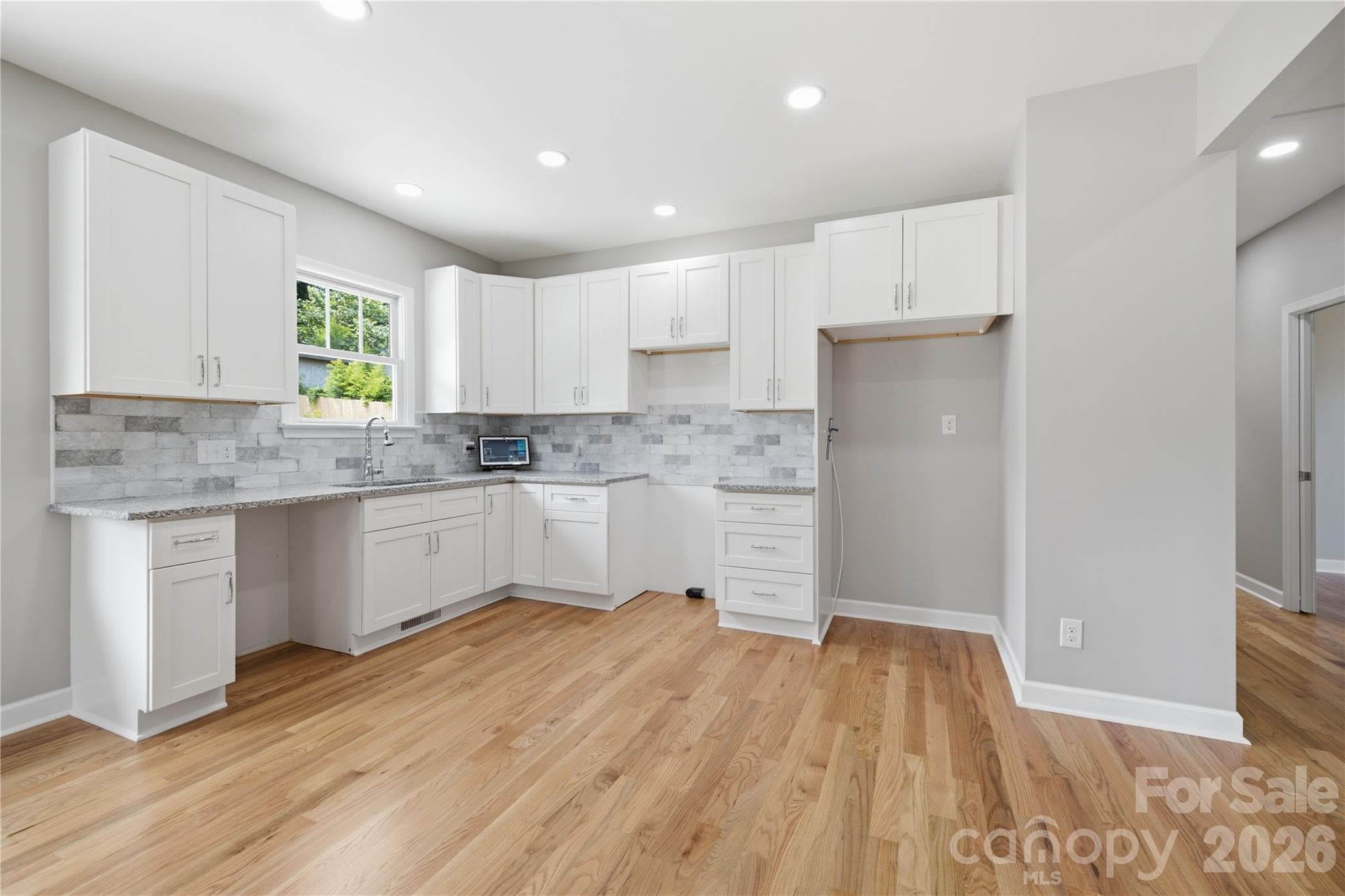 kitchen area - 404 Williamson Street, Fort Mill