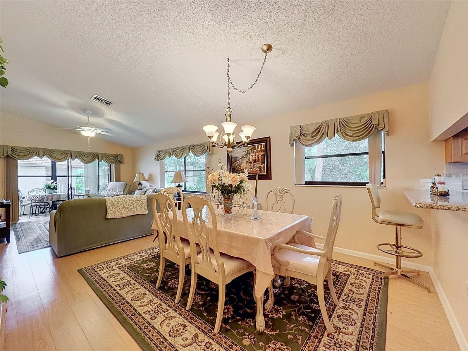 Dining Room - 1309 HAMMOCK PINE BLVD #1309, CLEARWATER