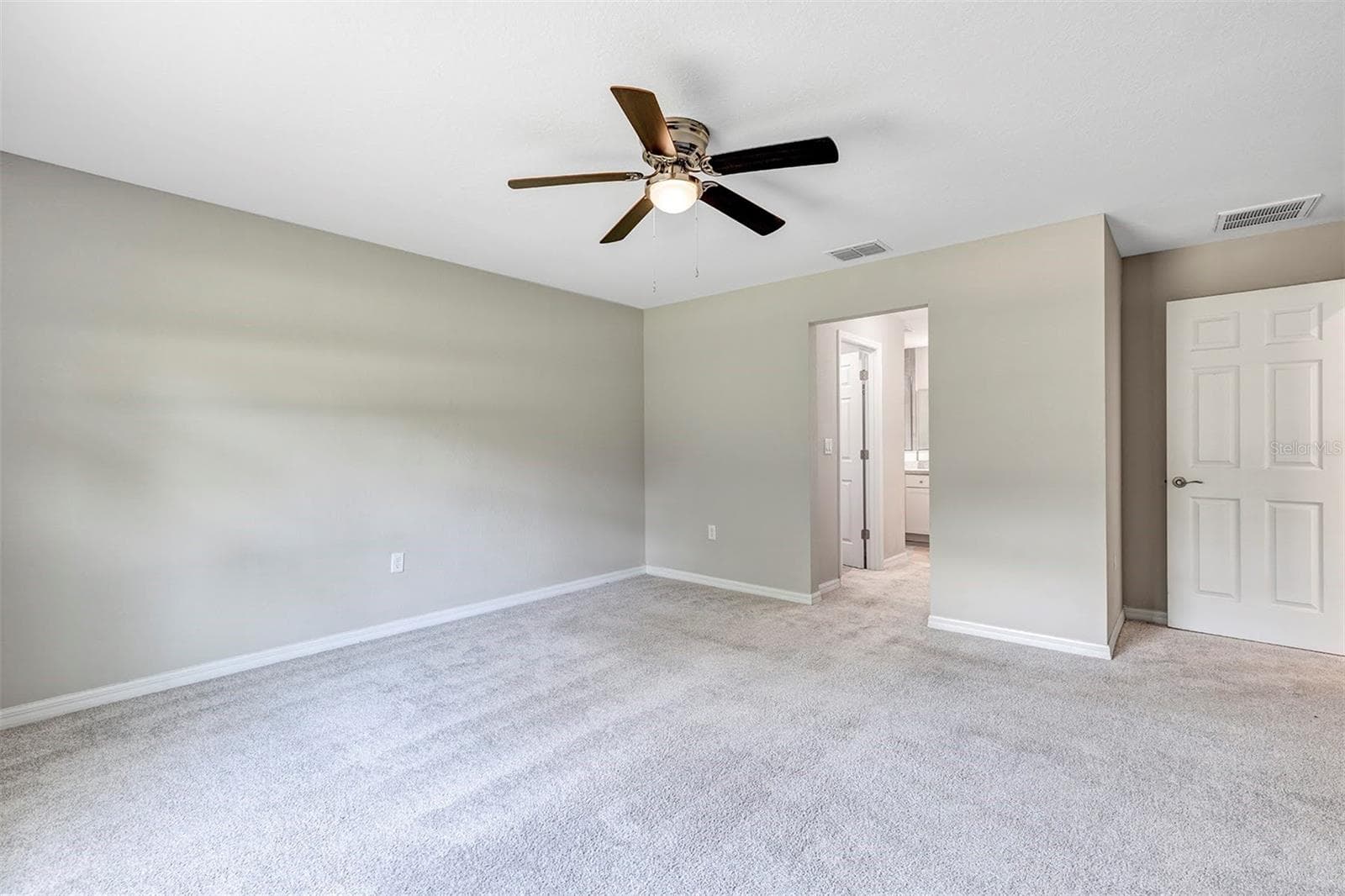 Single Family Residence at 21512 SW RAINBOW LAKES BLVD, DUNNELLON, photo 16 of 29
