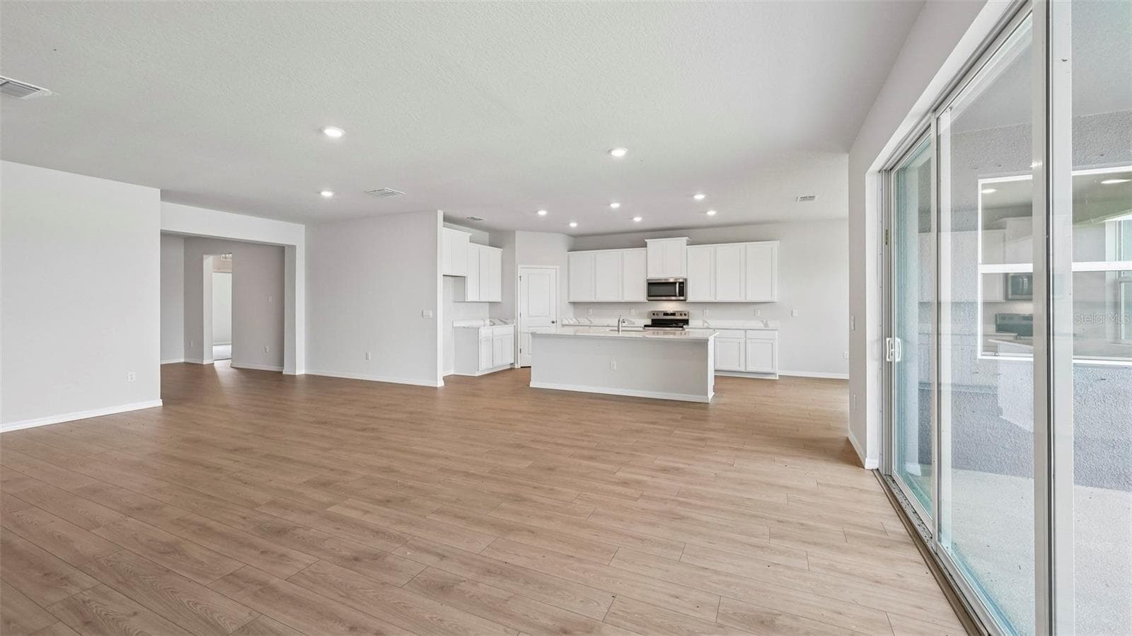 Single Family Residence at 10429 WOODLAND GARDEN WAY, PARRISH, photo 9 of 42