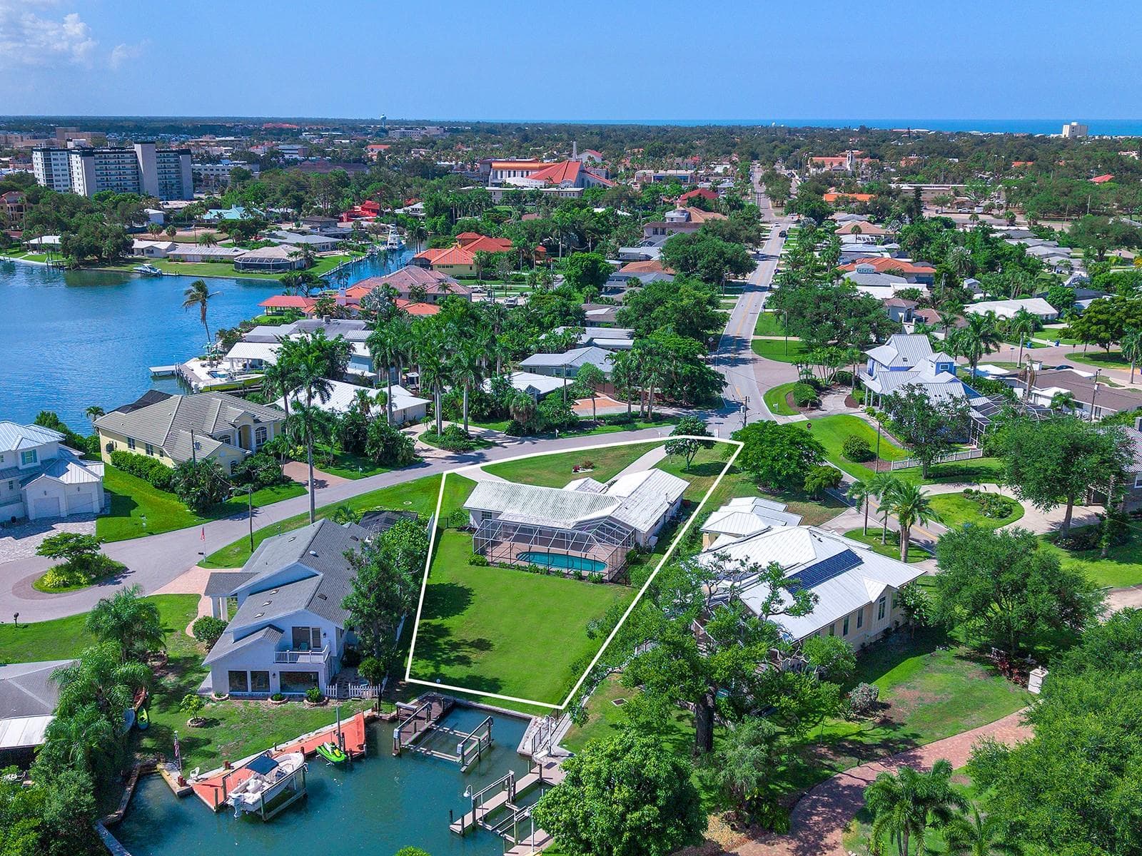 Bay waters - 396 BAYSHORE DR, VENICE