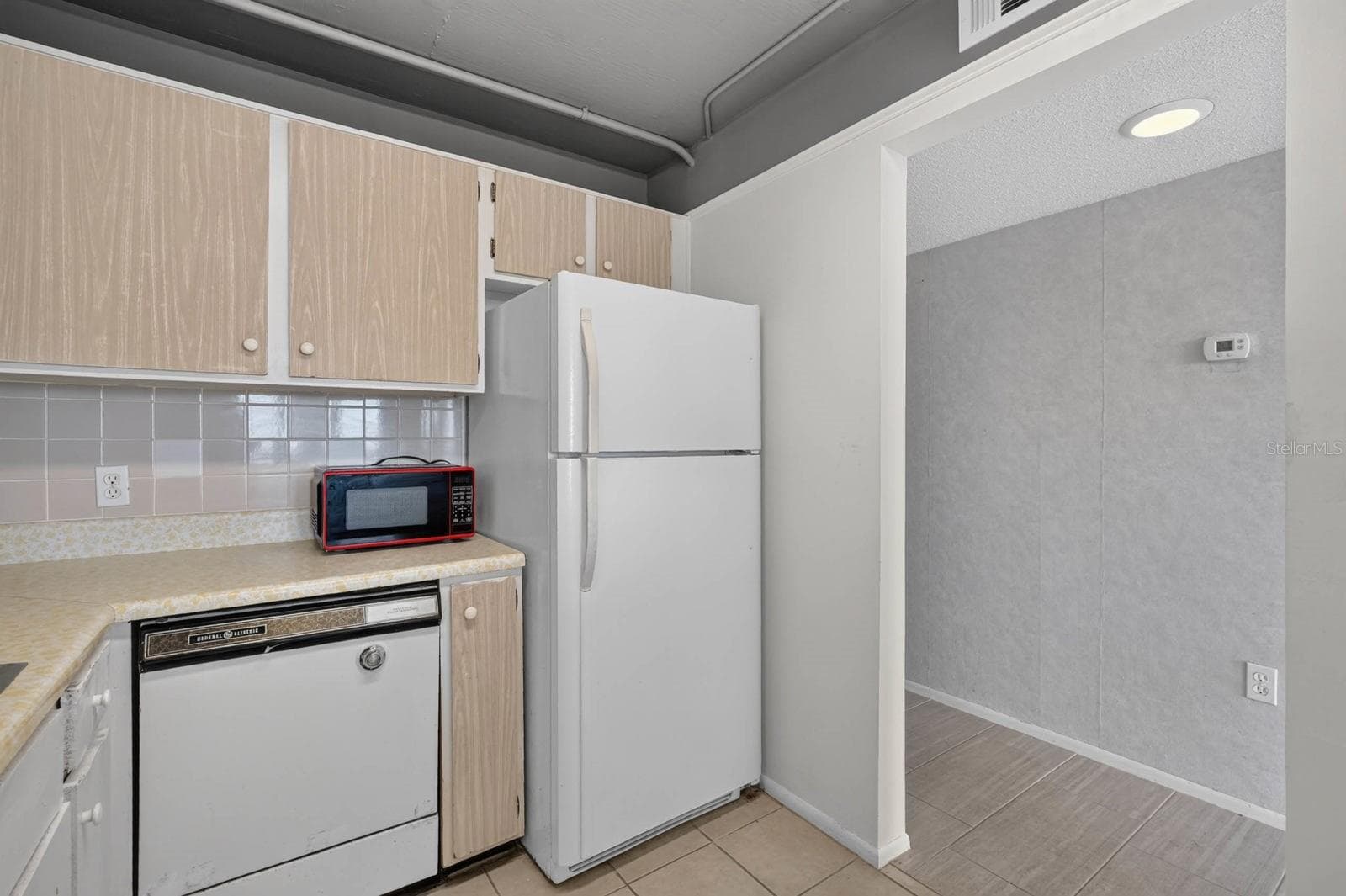 Condominium at 925 N HALIFAX AVE #710, DAYTONA BEACH, photo 15 of 37