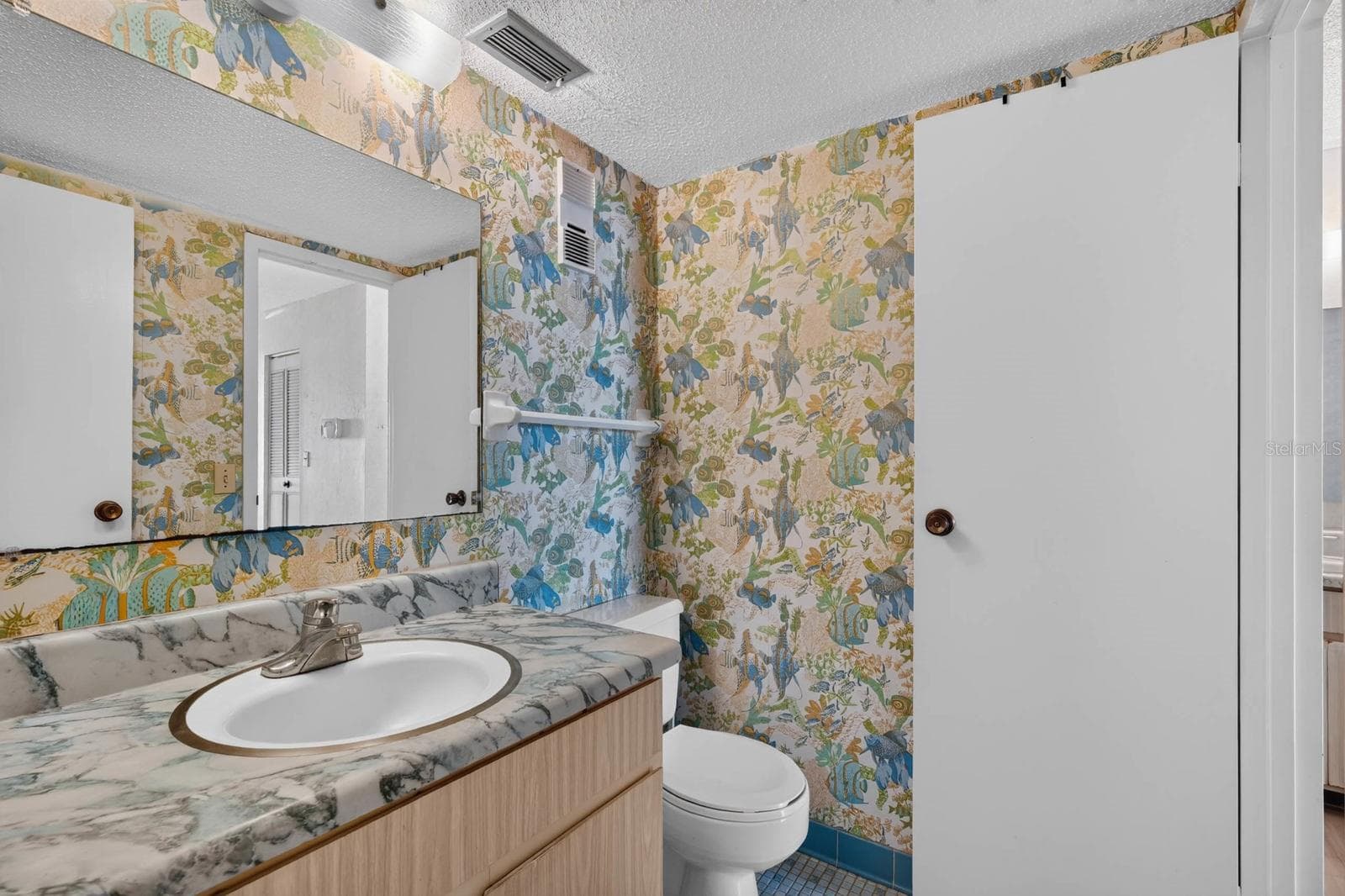 Condominium at 925 N HALIFAX AVE #710, DAYTONA BEACH, photo 24 of 37