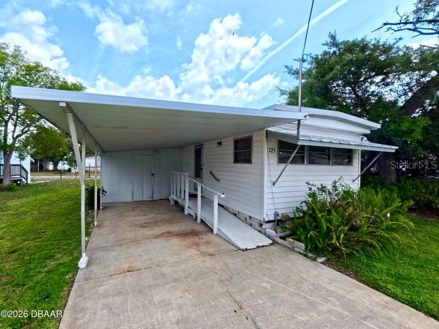 Mobile Home at 725 MARSHALL CIR, PORT ORANGE, photo 37 of 43