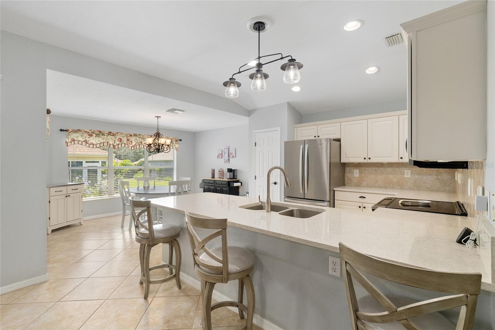 Single Family Residence at 12603 SE 90TH TER, SUMMERFIELD, photo 10 of 55