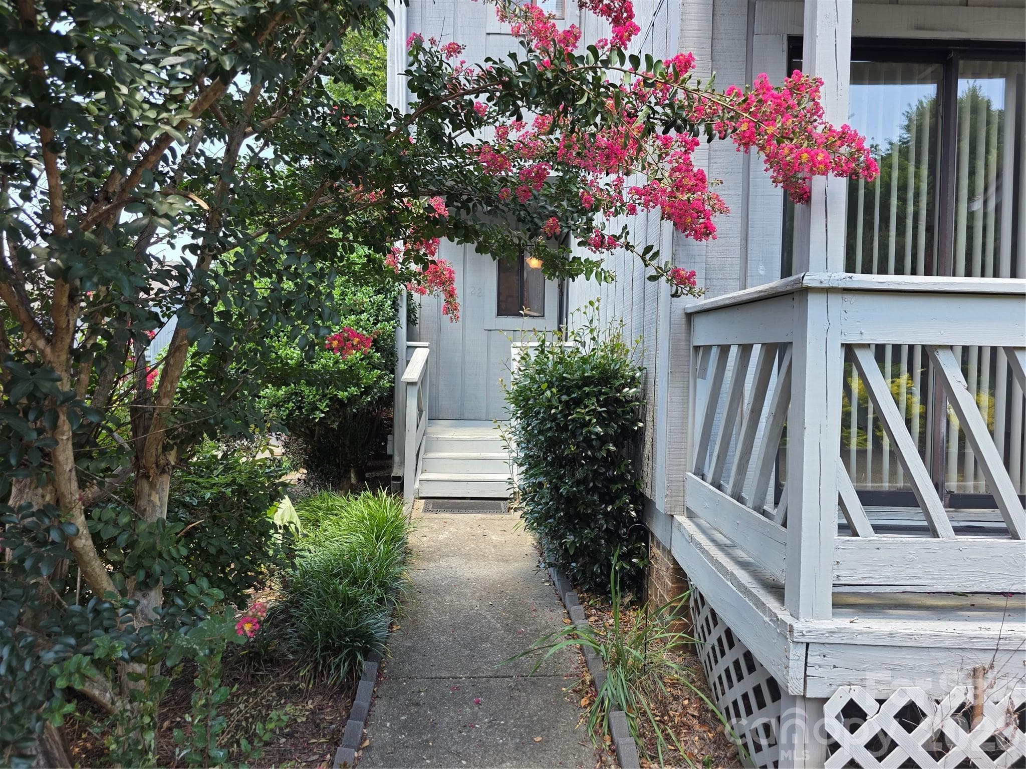 Townhouse at Gastonia, photo 4 of 31