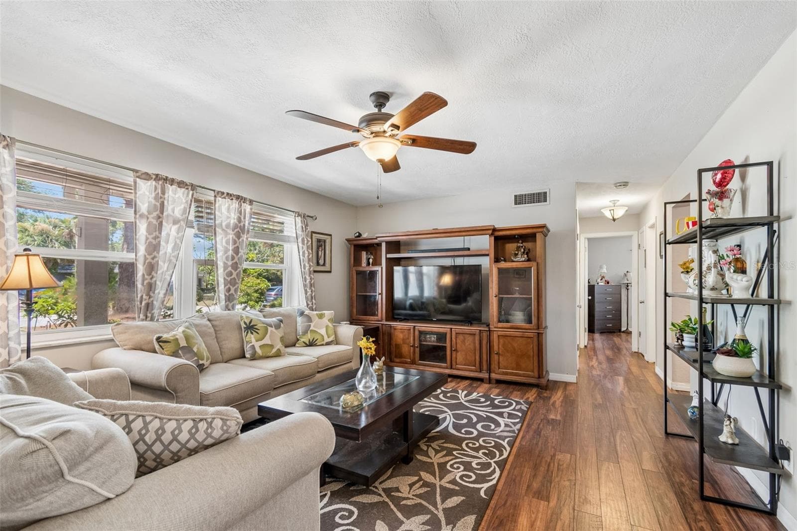 Living Room - 2085 68TH AVE S, ST PETERSBURG