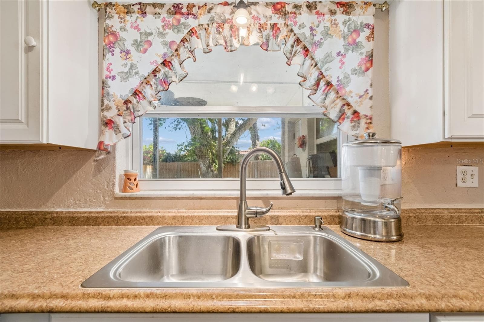 Kitchen Sink - 2085 68TH AVE S, ST PETERSBURG
