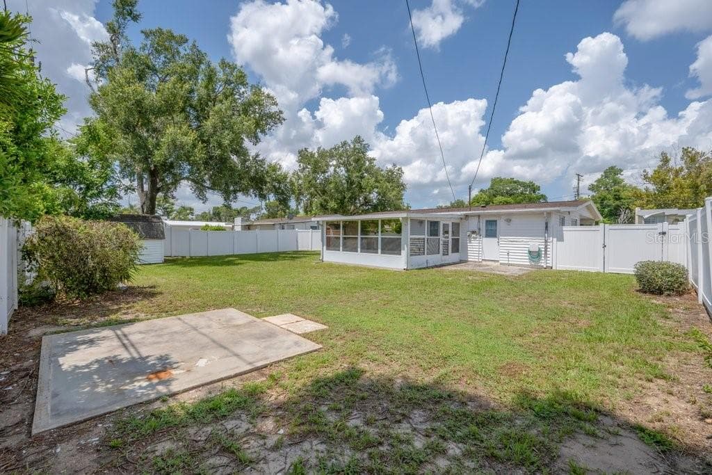 Single Family Residence at 1105 N PARSONS AVE, BRANDON, photo 26 of 27