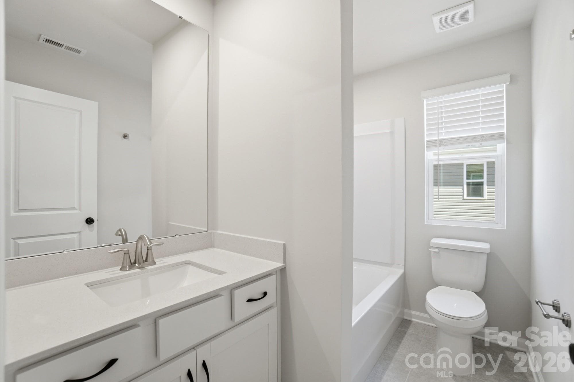 Townhouse at 5204 Wyes Oak Lane, Charlotte, photo 34 of 43