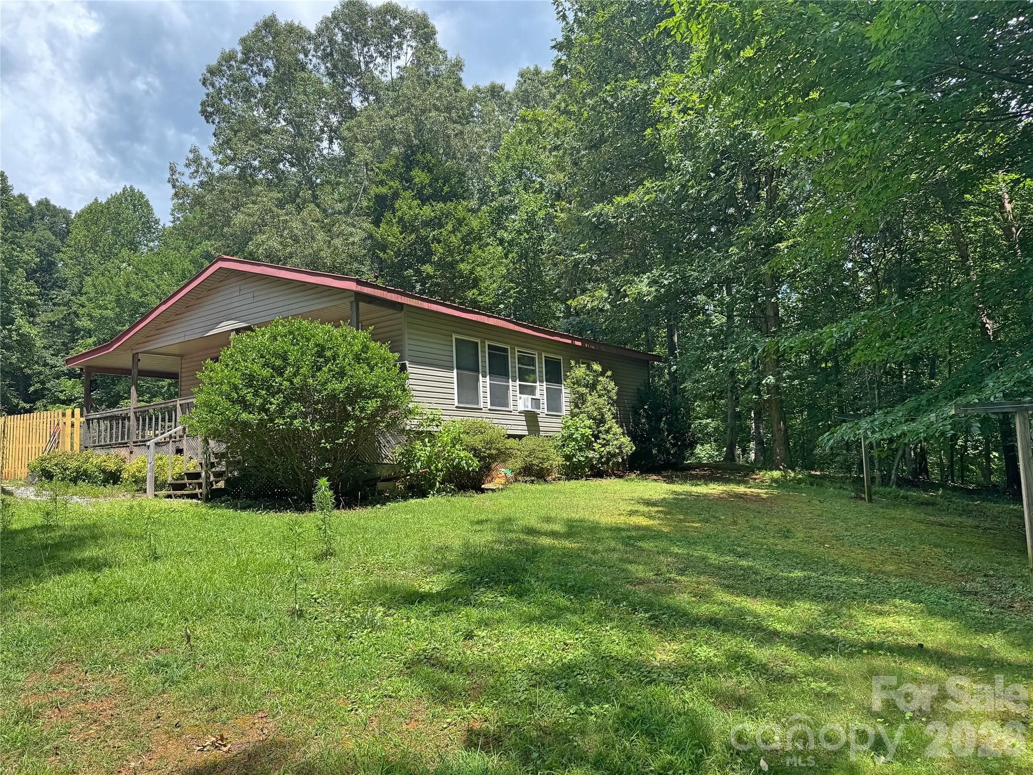 Single Family Residence at 173 Croom Hollow Drive, Nebo, photo 14 of 44