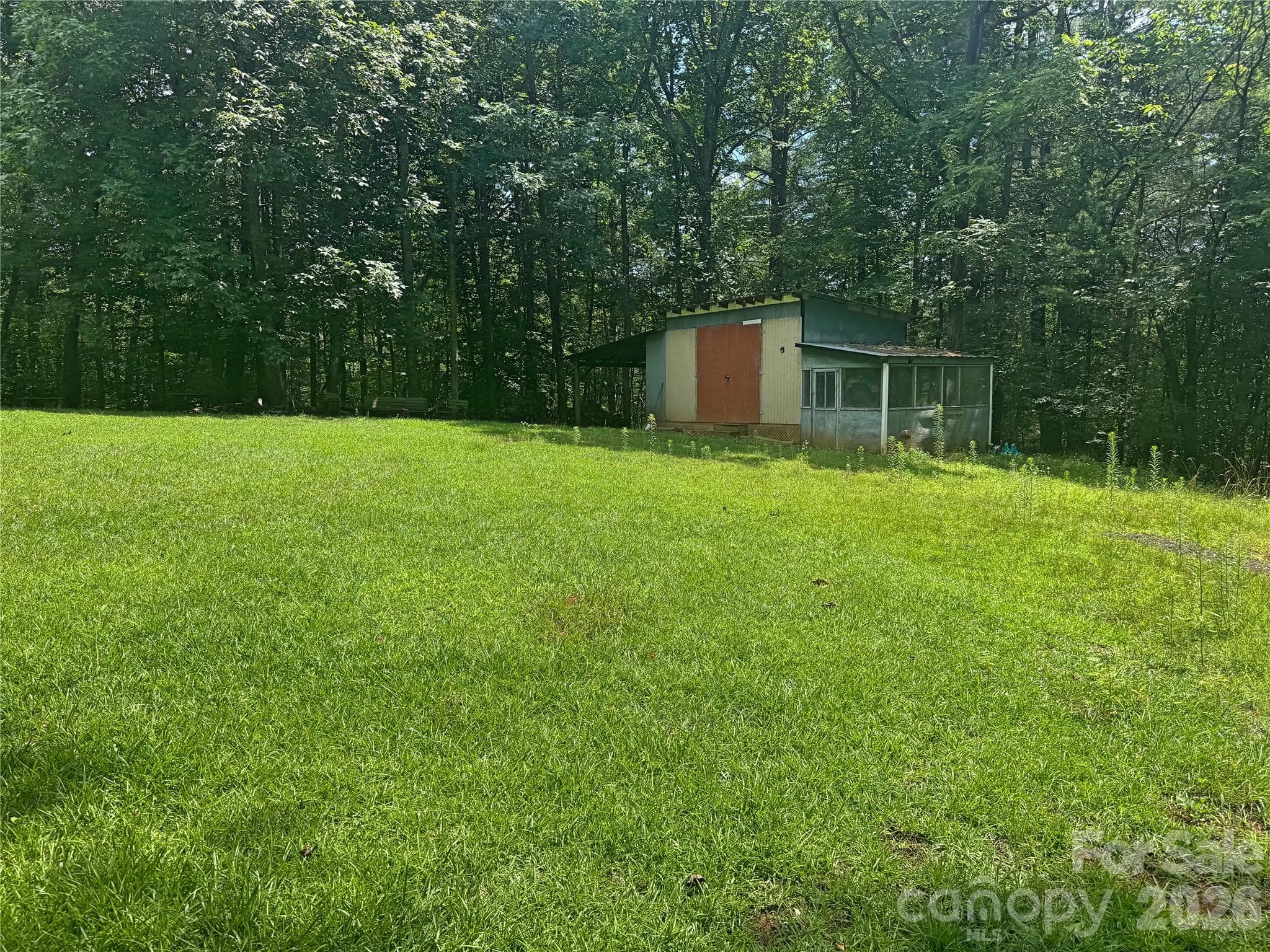 Single Family Residence at 173 Croom Hollow Drive, Nebo, photo 10 of 44
