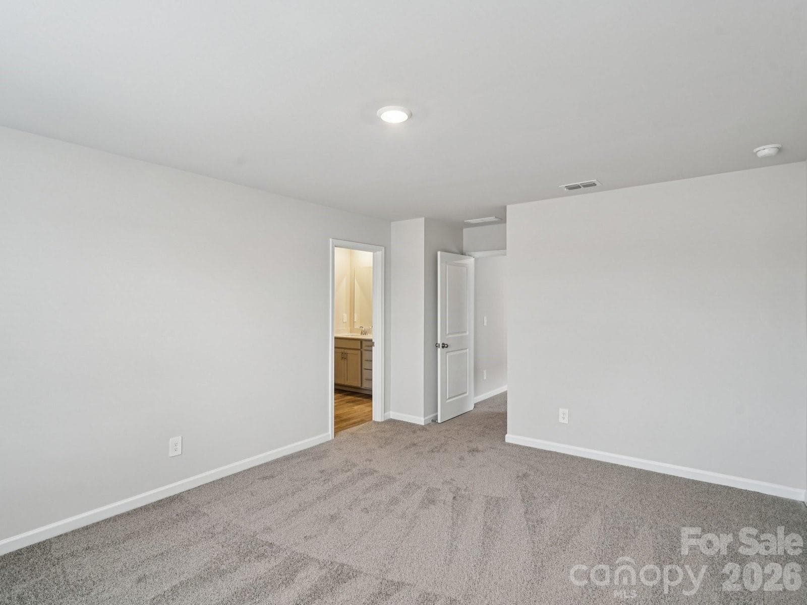 Photo is not of the actual home, but is an inspirational photo of builder’s model home and may depict options, furnishings, and/or decorator features that are not included - Gastonia