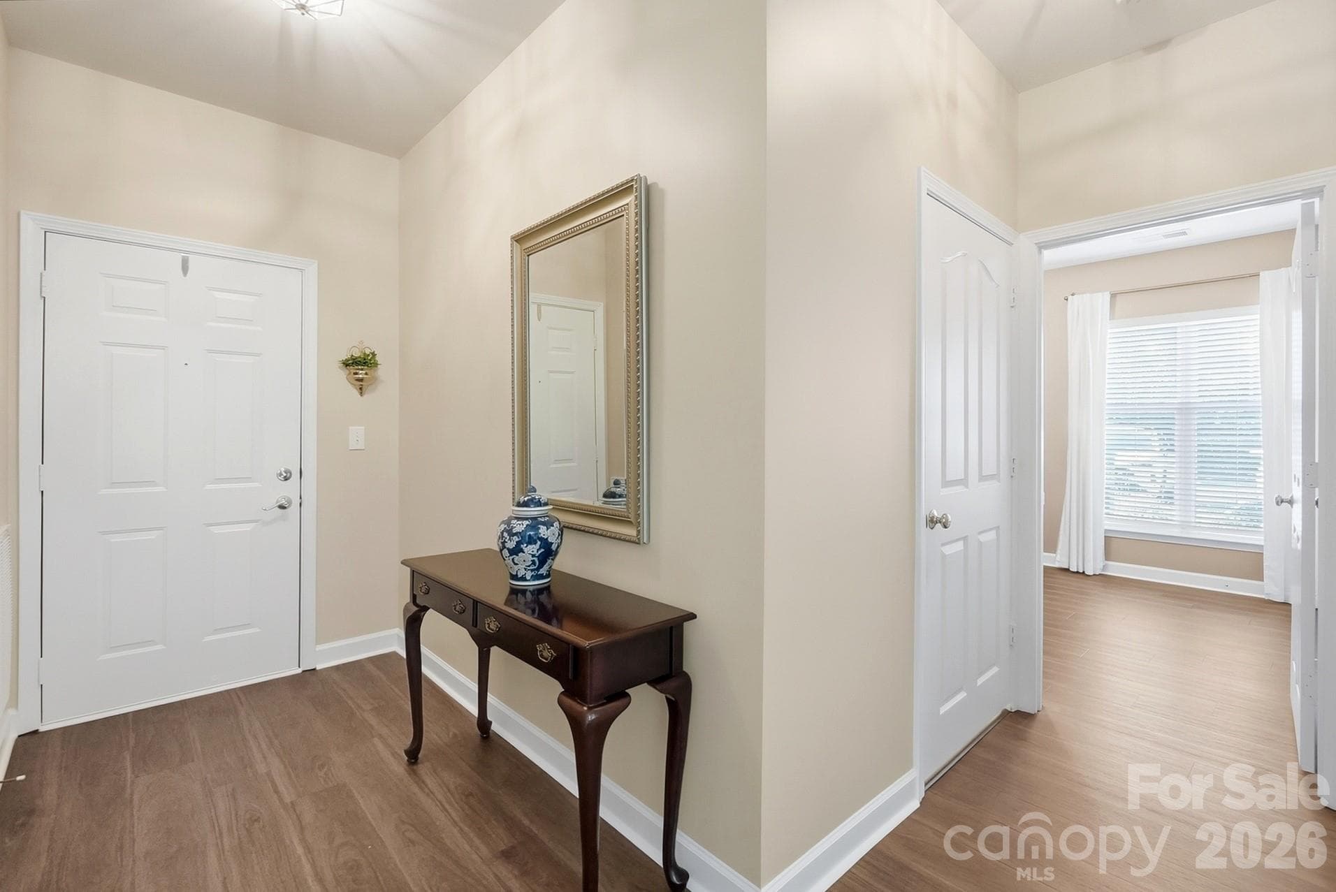 Condominium at Charlotte, photo 4 of 28