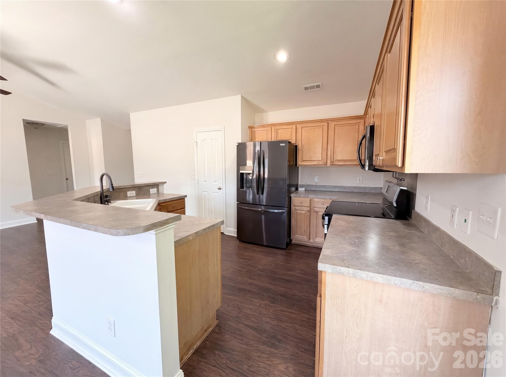 Single Family Residence at Mooresville, photo 7 of 13