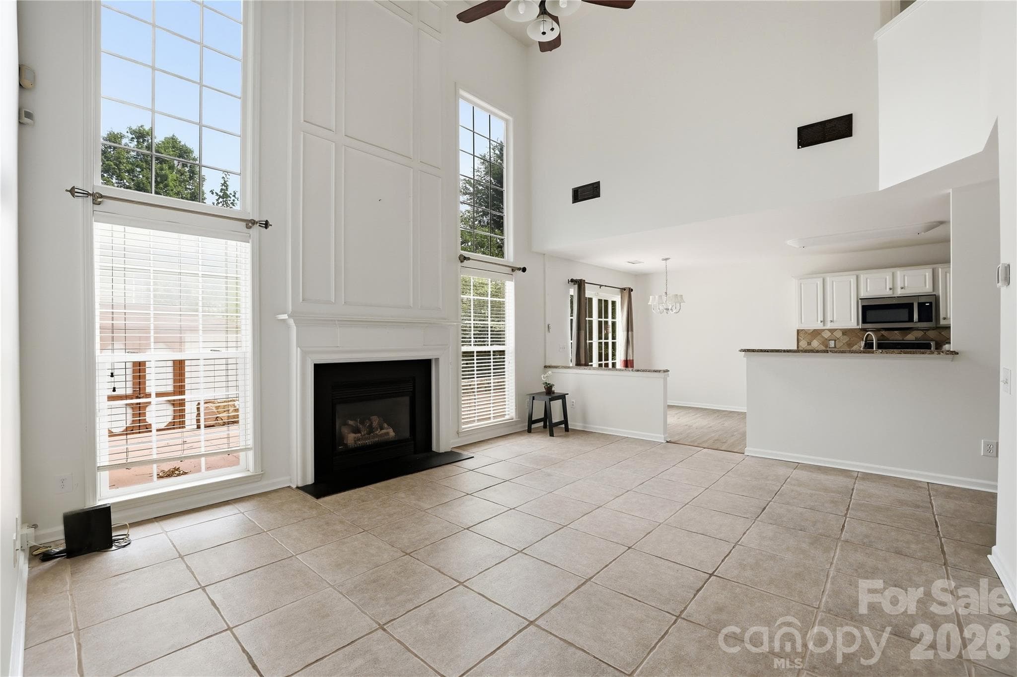 Single Family Residence at 11926 Hawick Valley Lane, Charlotte, photo 8 of 44