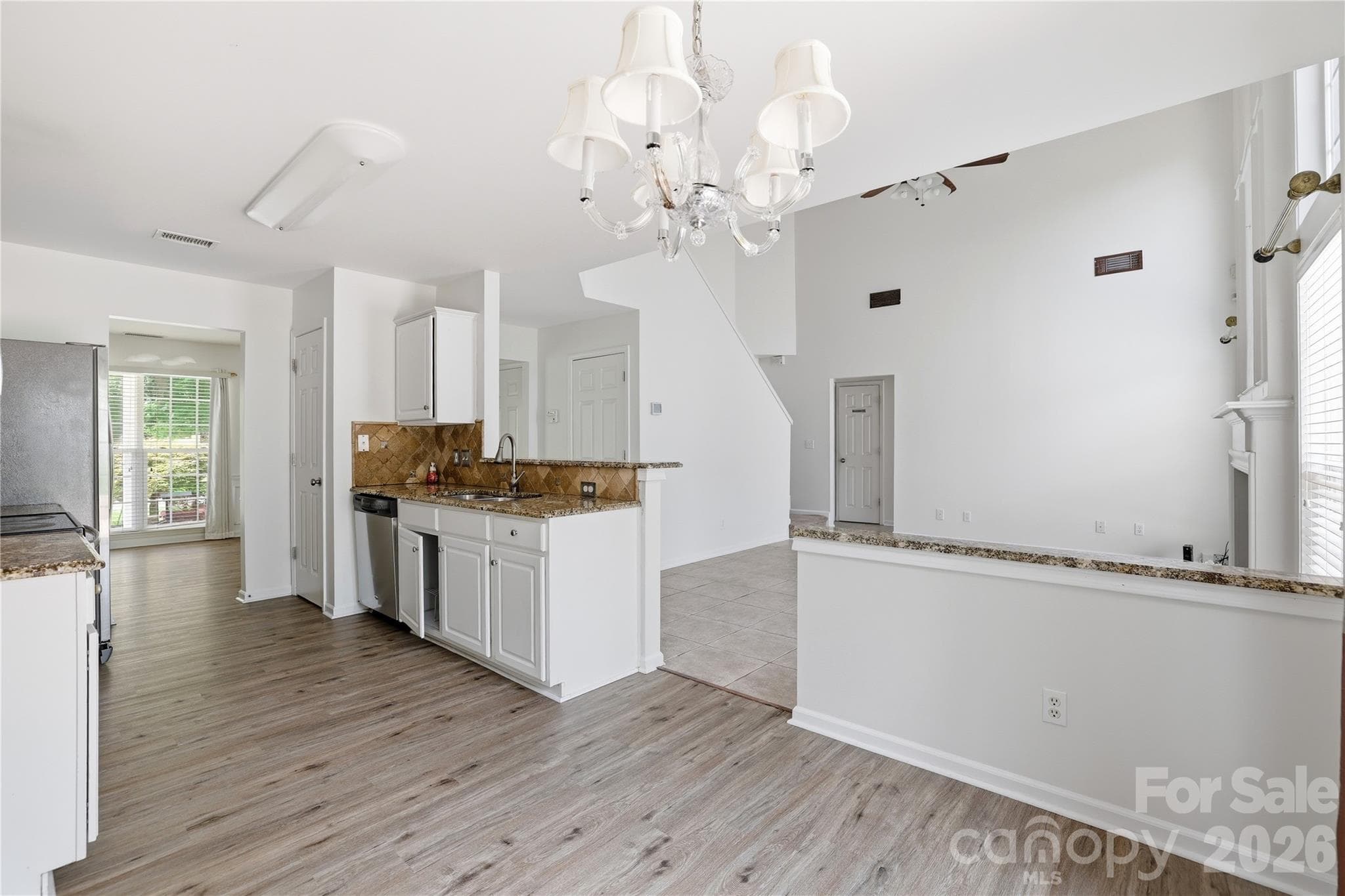 Single Family Residence at 11926 Hawick Valley Lane, Charlotte, photo 12 of 44