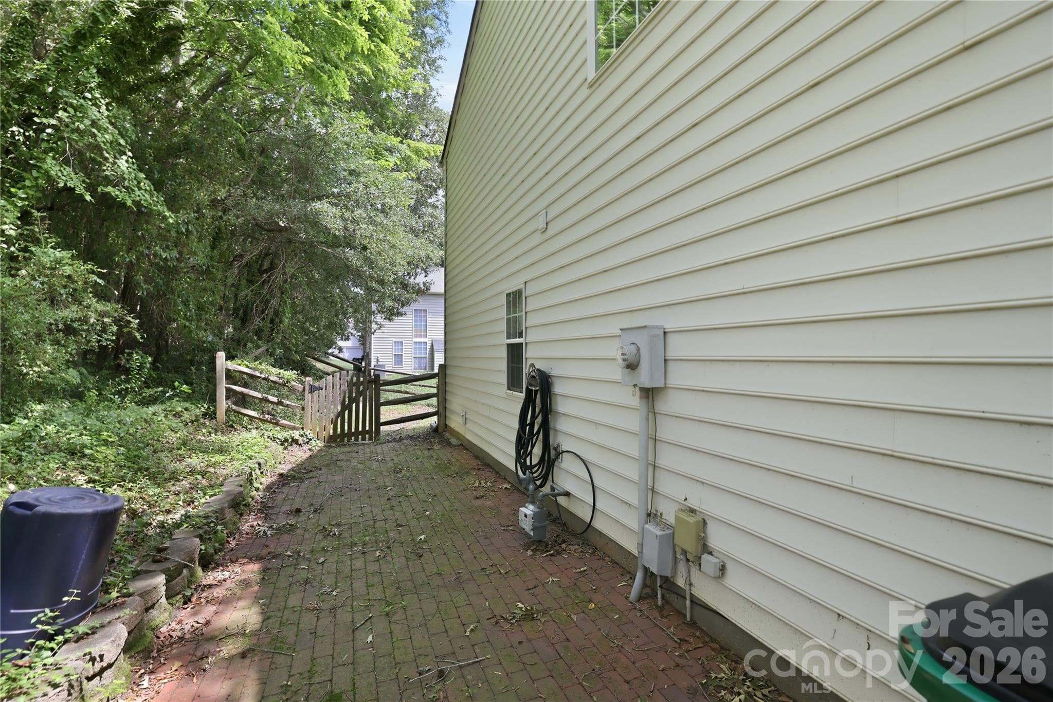 Single Family Residence at 11926 Hawick Valley Lane, Charlotte, photo 35 of 44