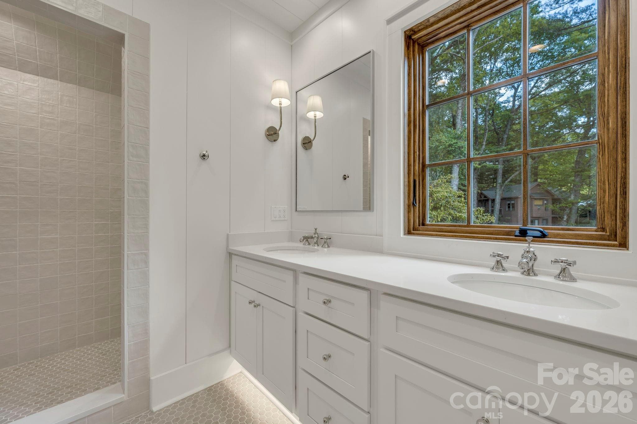 Full Bath in Bedroom Suite - 253 Old Boone Road, Blowing Rock