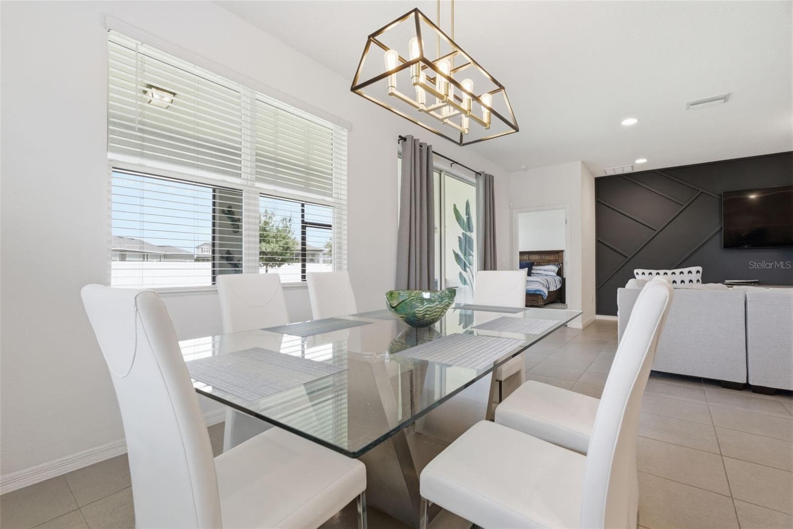 Single Family Residence at 13237 WATERLEAF GARDEN CIR, RIVERVIEW, photo 15 of 69