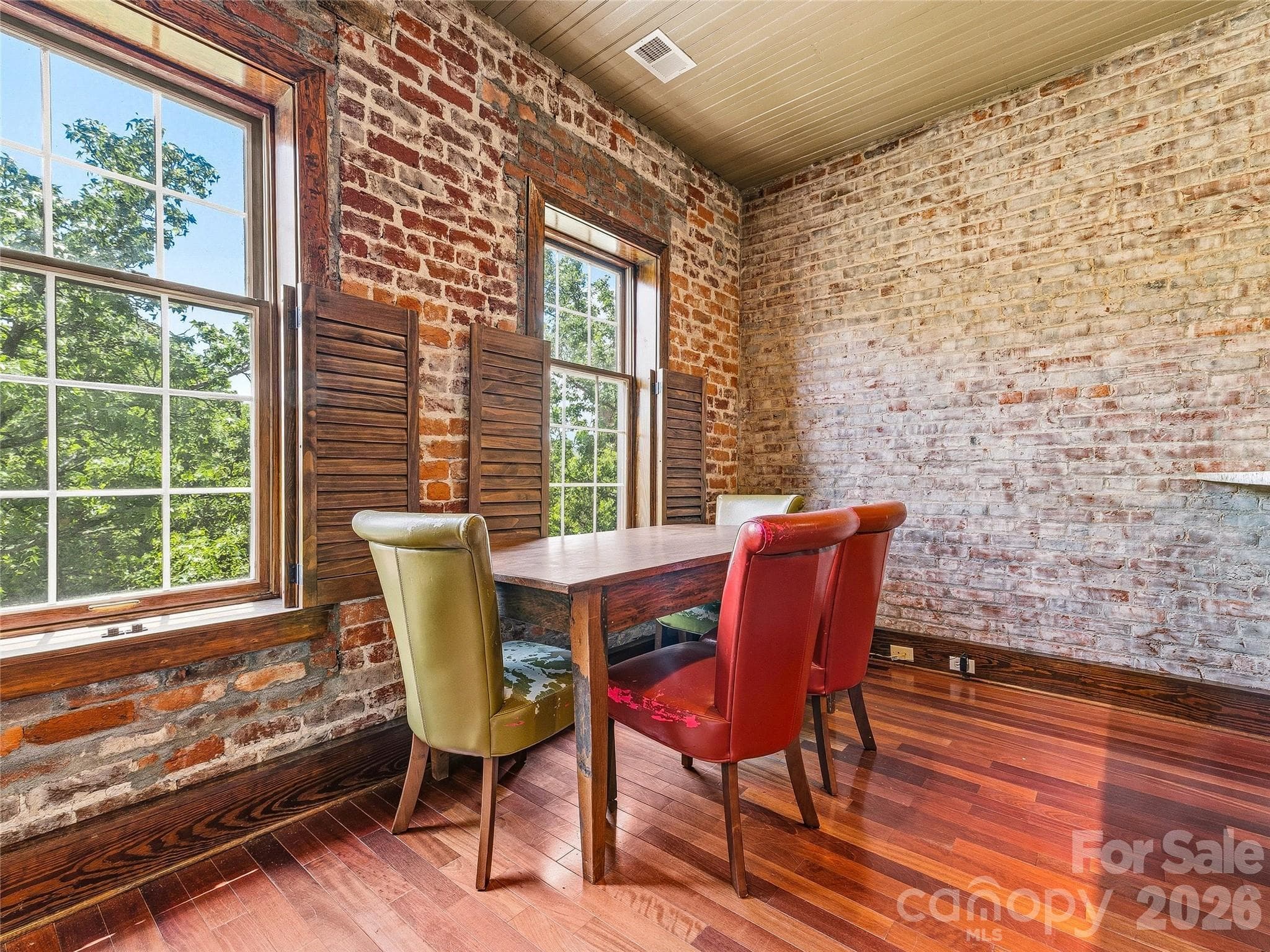 Condominium at 33 Patton Avenue, Asheville, photo 11 of 21
