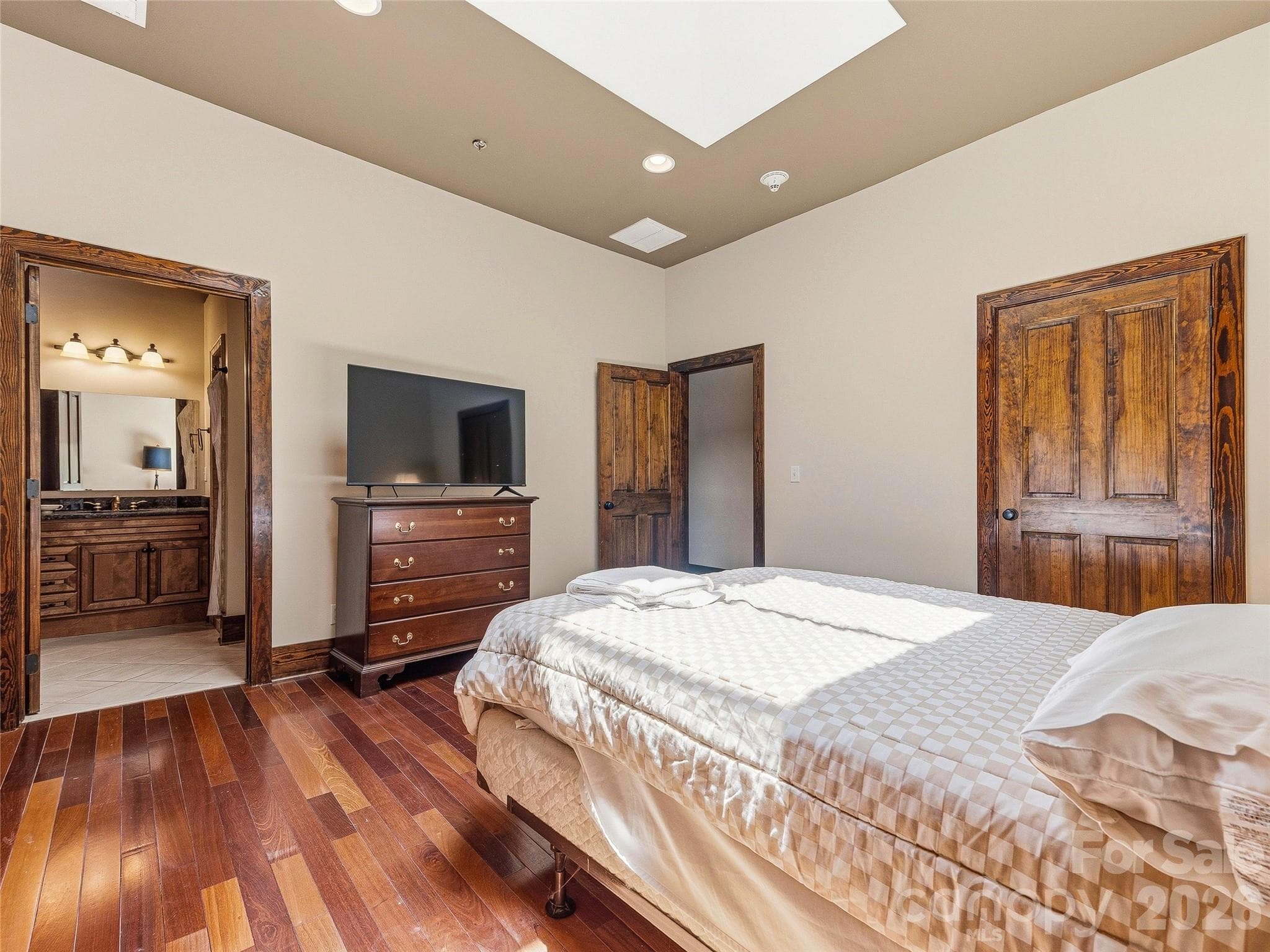 Condominium at 33 Patton Avenue, Asheville, photo 15 of 21
