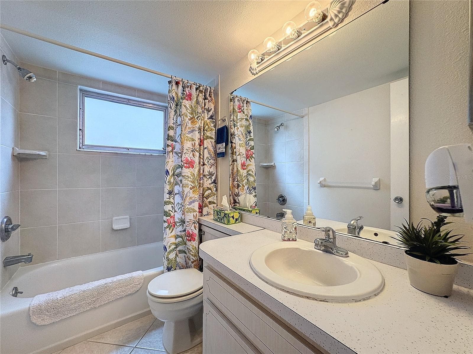 Condominium at 210 PARK BLVD N #129, VENICE, photo 12 of 26