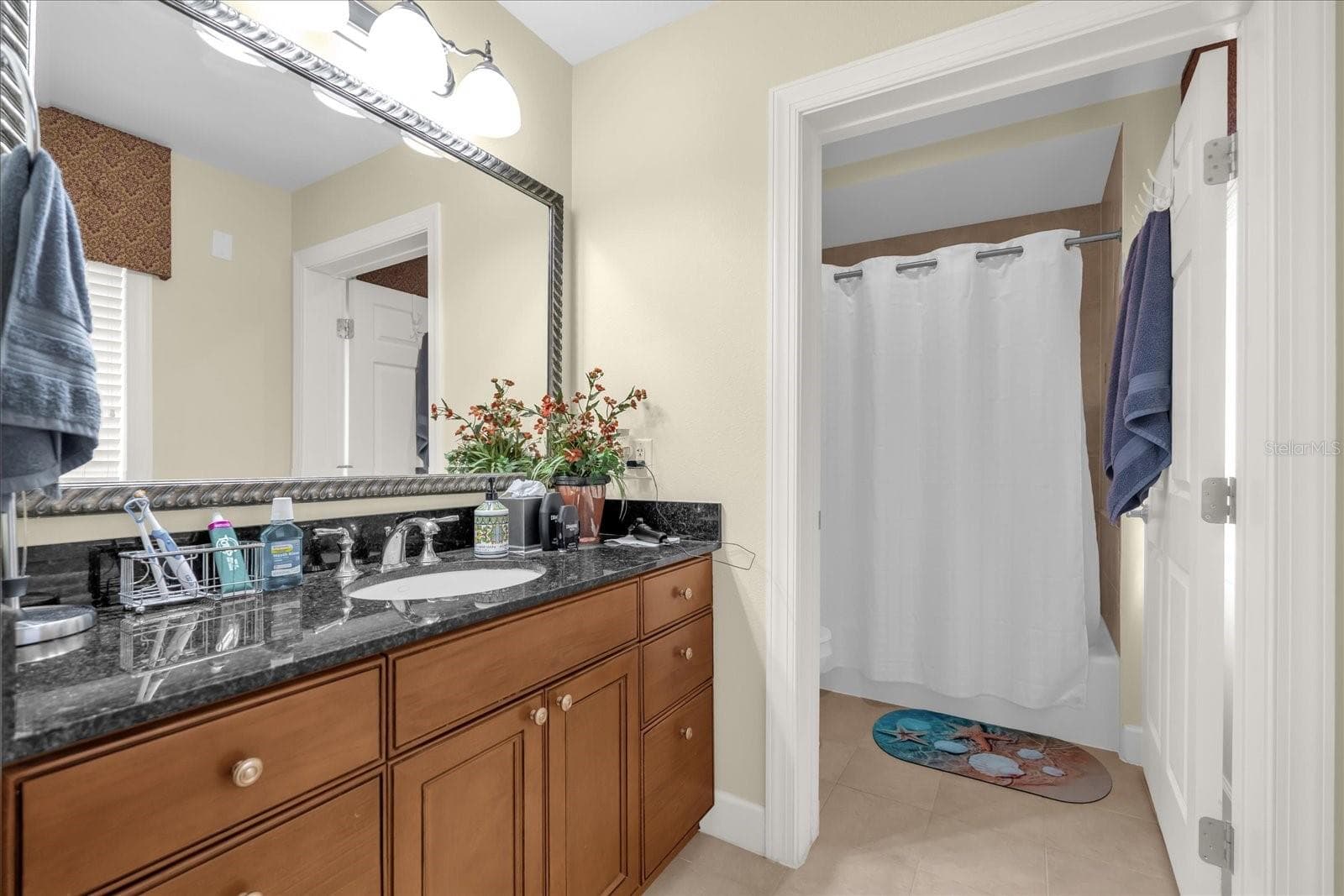 2nd bathroom - 1364 CENTRE COURT RIDGE DR #101, REUNION