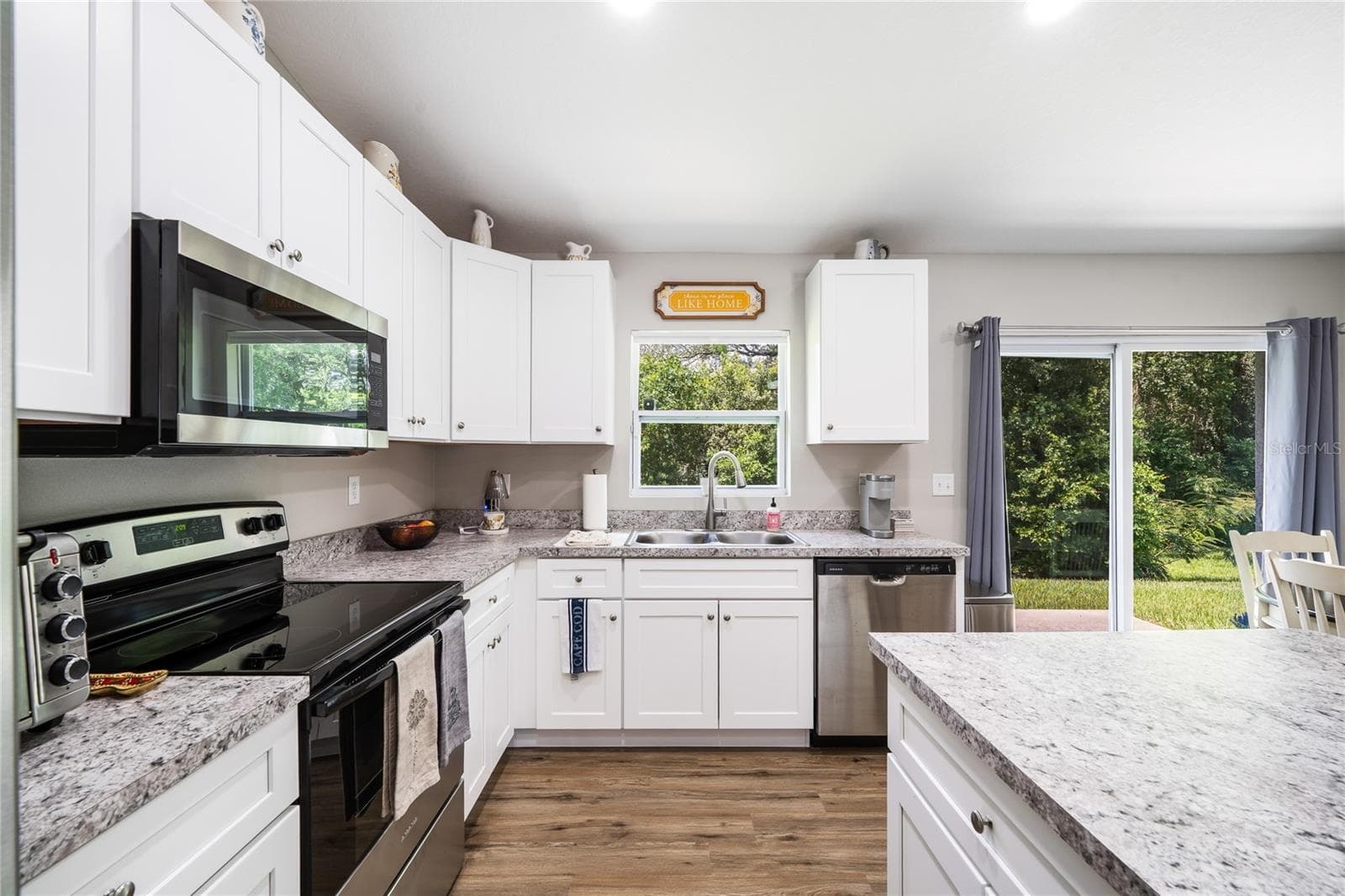 Kitchen - 351 W ELM DR, ORANGE CITY