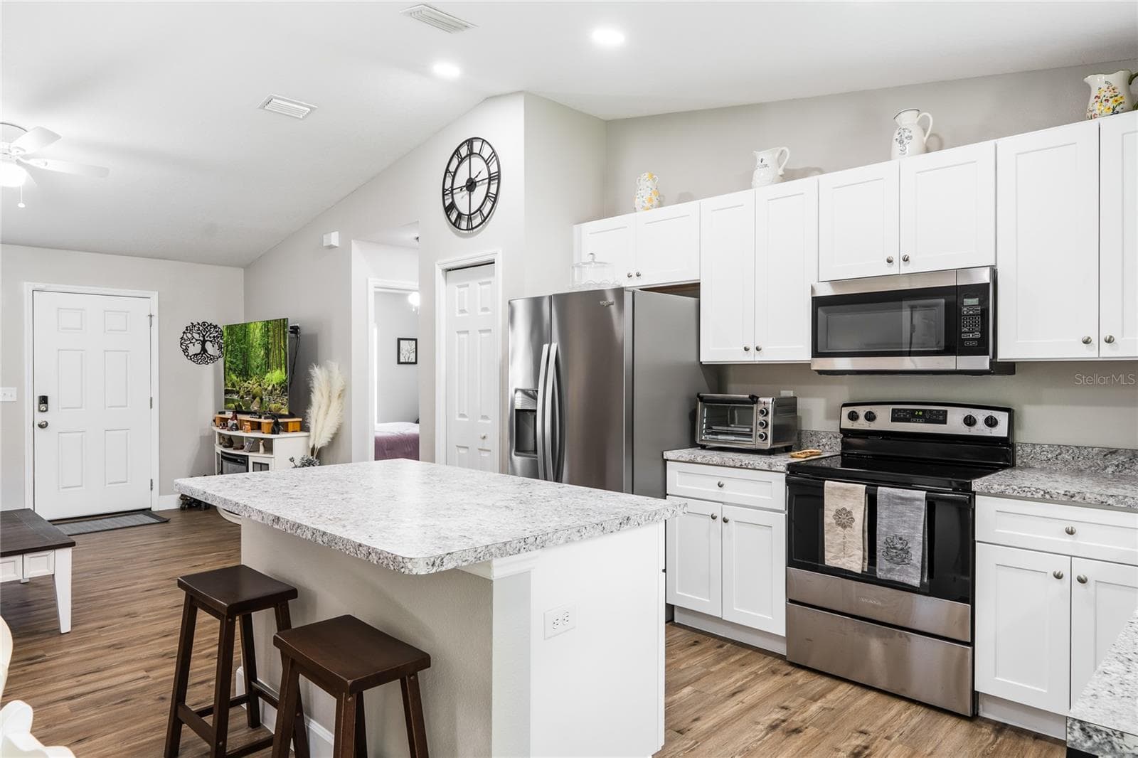 Kitchen - 351 W ELM DR, ORANGE CITY