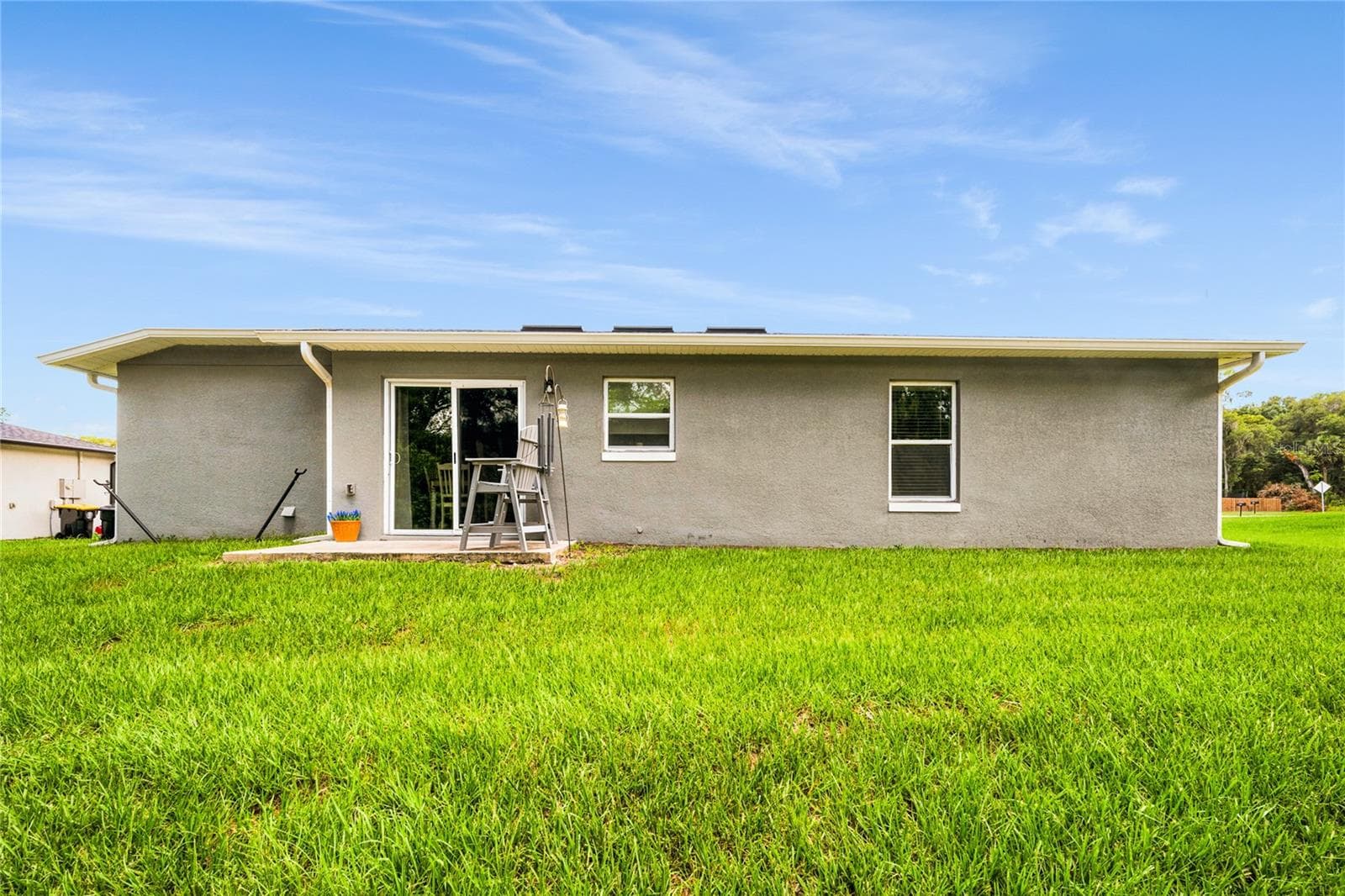 Back of House - 351 W ELM DR, ORANGE CITY