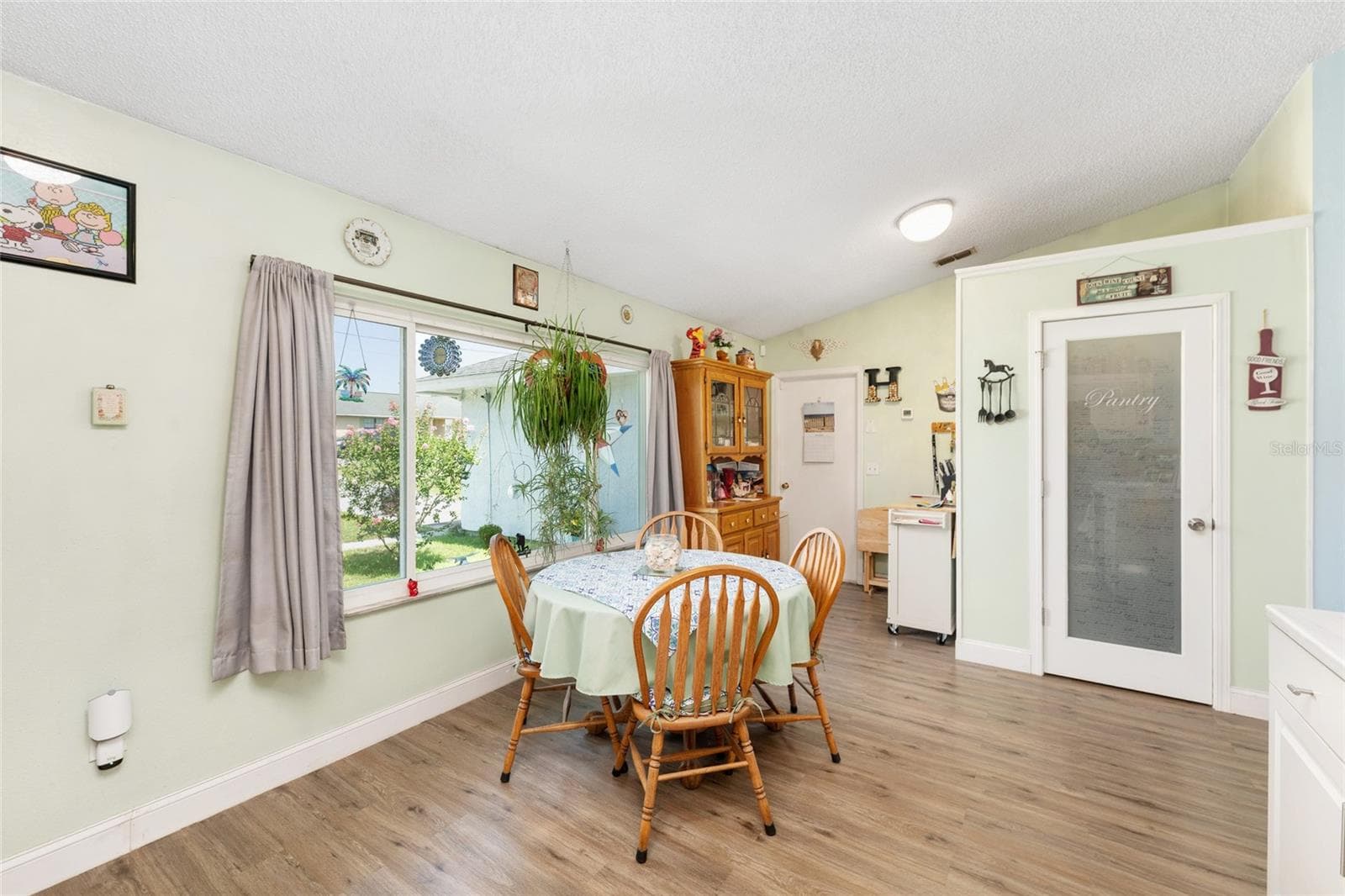 Single Family Residence at 124 OAK CIR, OCALA, photo 9 of 31