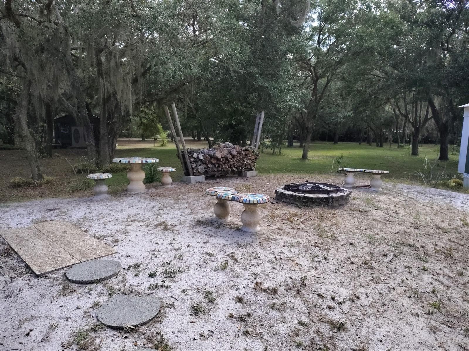 For evening enjoyment - 12627 BLACKBERRY LN, LAKE WALES