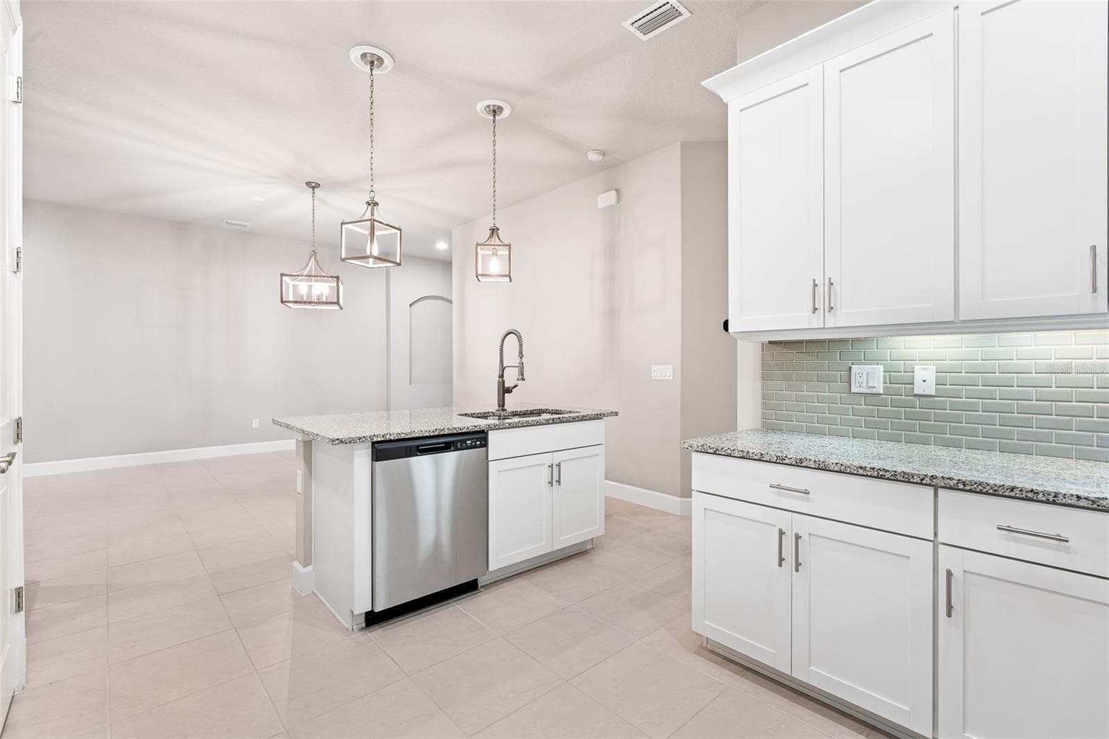 Kitchen - 7 NEWHAVEN LN, ORMOND BEACH