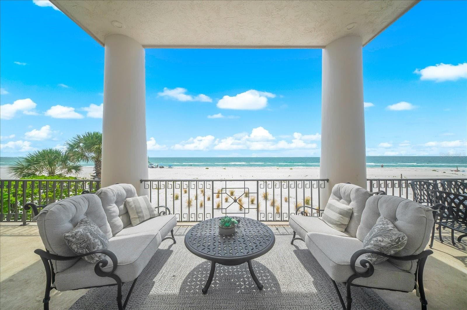Single Family Residence at 810 ELDORADO AVE, CLEARWATER BEACH, photo 11 of 81