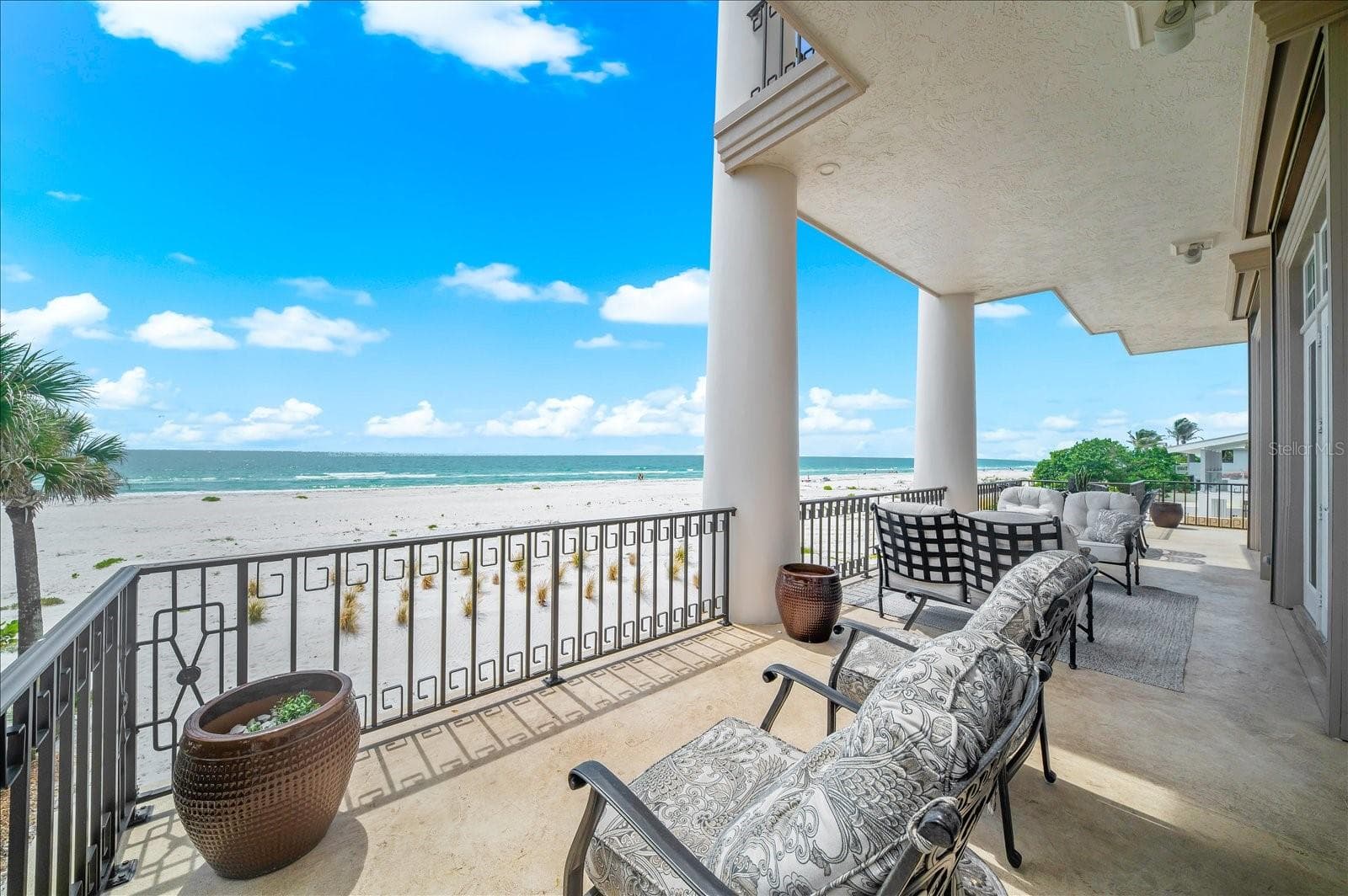 Single Family Residence at 810 ELDORADO AVE, CLEARWATER BEACH, photo 13 of 81