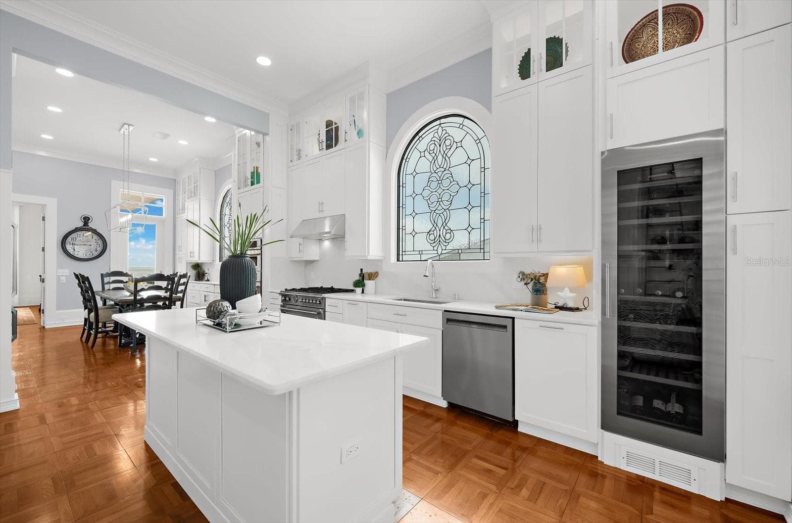Single Family Residence at 810 ELDORADO AVE, CLEARWATER BEACH, photo 21 of 81