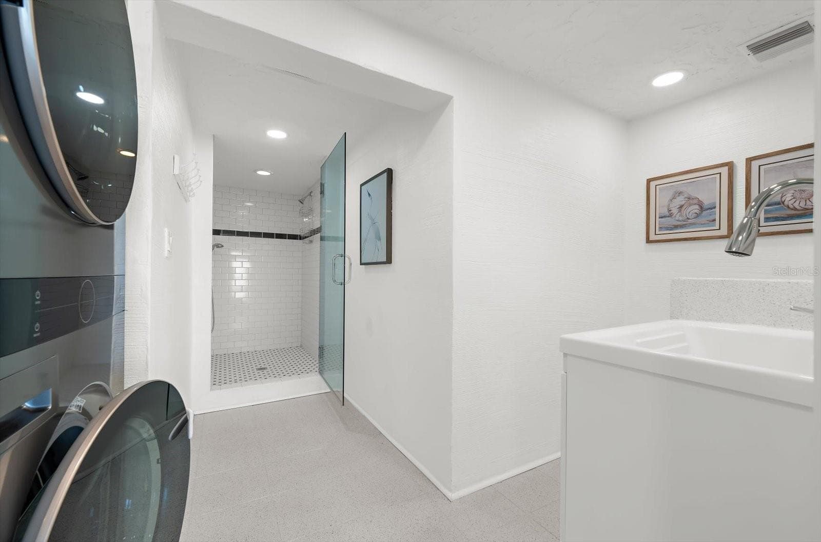 Single Family Residence at 810 ELDORADO AVE, CLEARWATER BEACH, photo 62 of 81