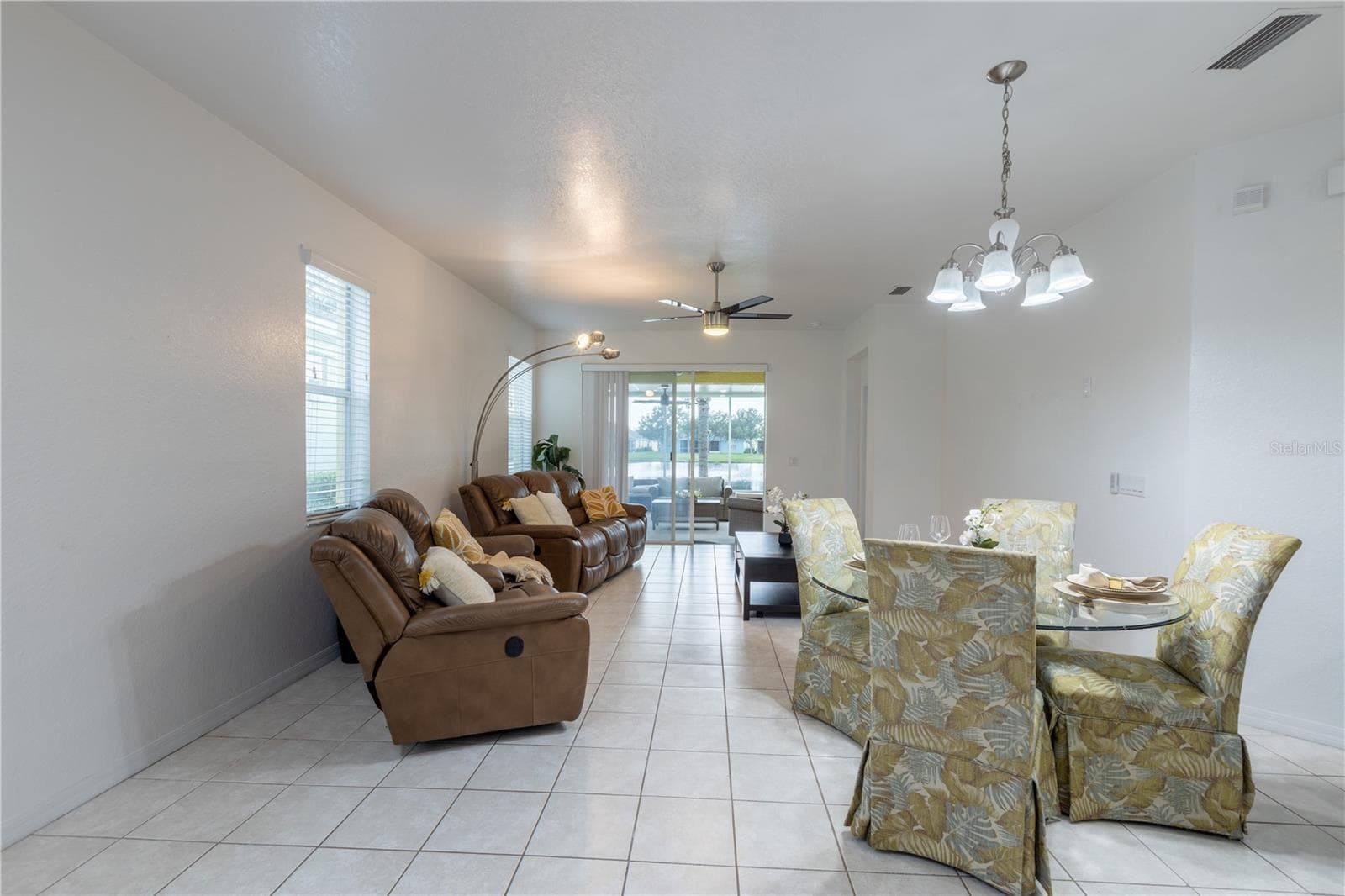 Villa at 11447 CAPTIVA KAY DR, RIVERVIEW, photo 5 of 46