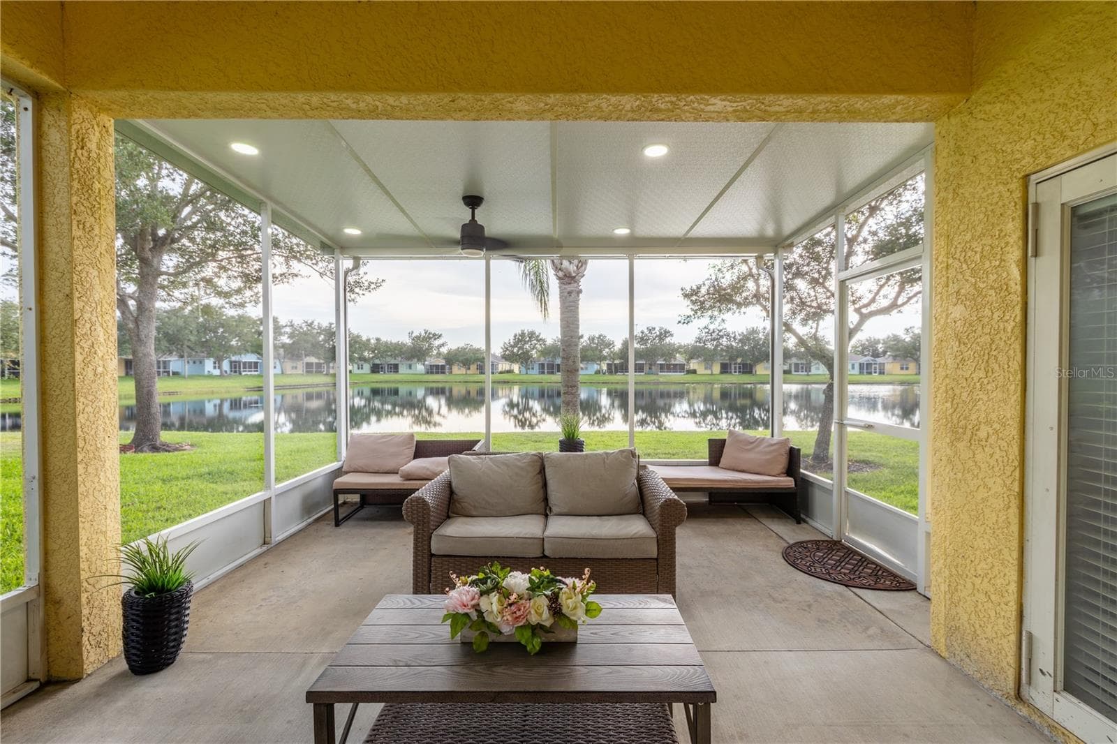 Villa at 11447 CAPTIVA KAY DR, RIVERVIEW, photo 26 of 46