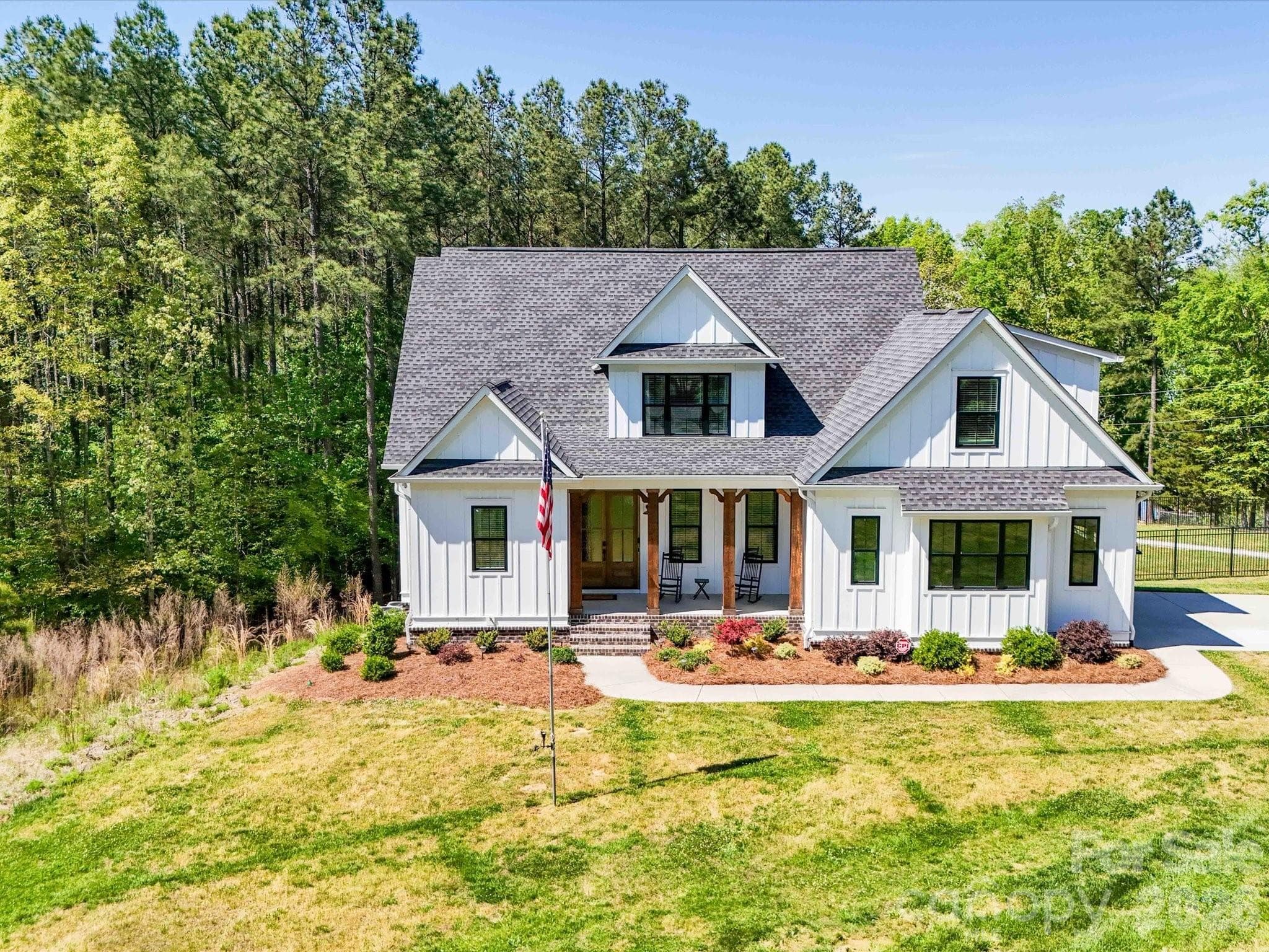Single Family Residence at York, photo 2 of 48