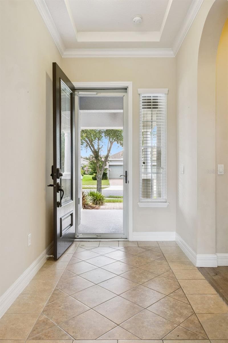Foyer - 228 BAYOU BEND RD, GROVELAND